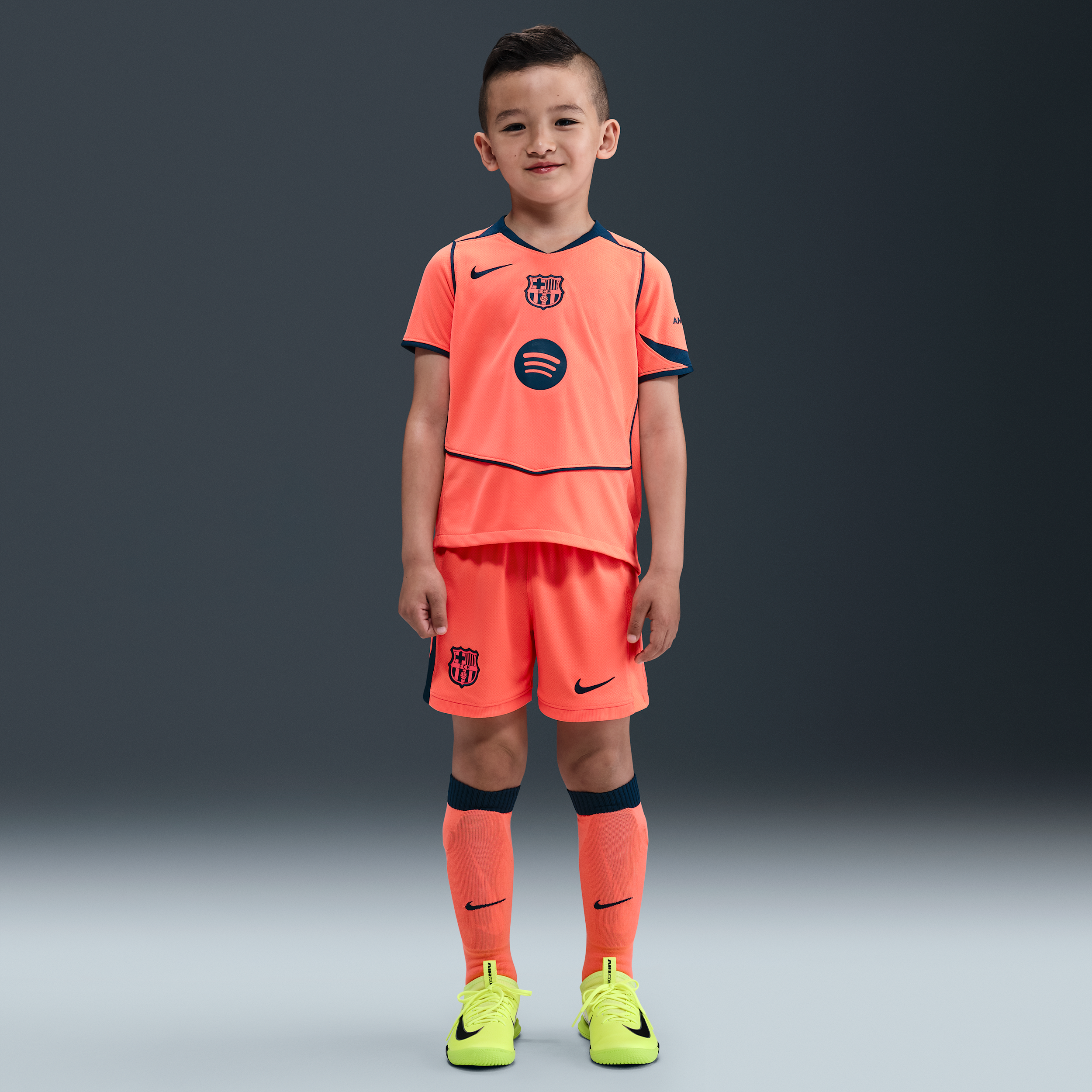 Nike FC Barcelona 2025/26 Stadium Derde  Total 90 driedelig Dri-FIT voetbaltenue voor kleuters - Oranje