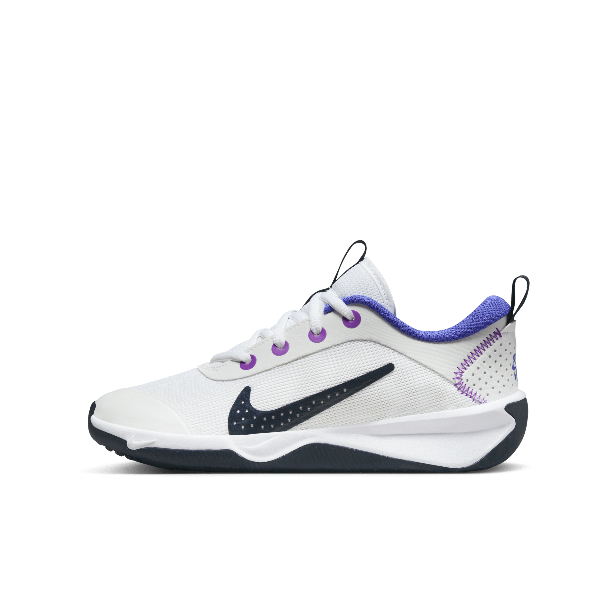 Chaussure de sport en salle Nike Omni Multi-Court pour enfant plus âgé - Blanc - DM9027-104