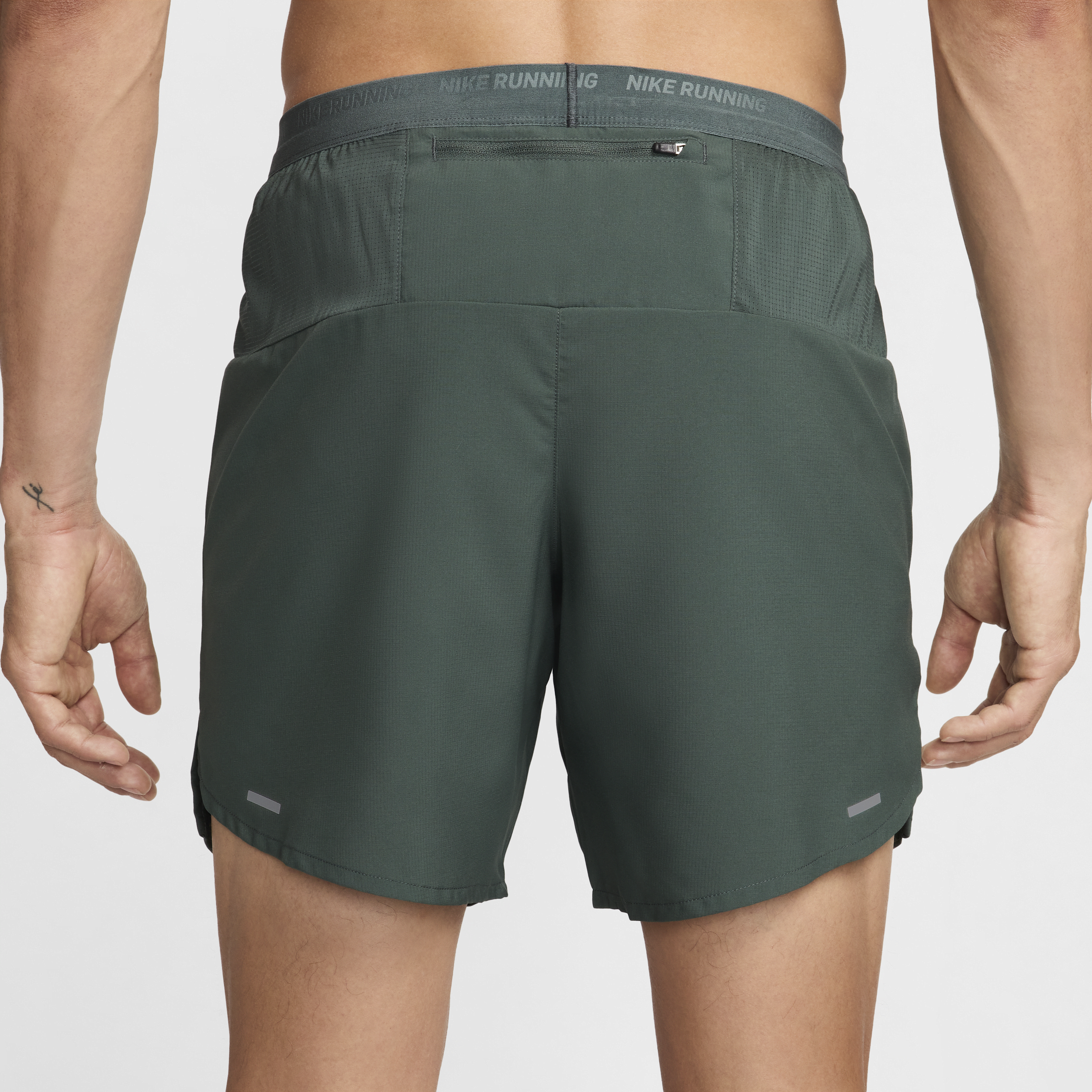 Nike Stride Dri-FIT hardloopshorts met binnenbroek voor heren (18 cm) Groen
