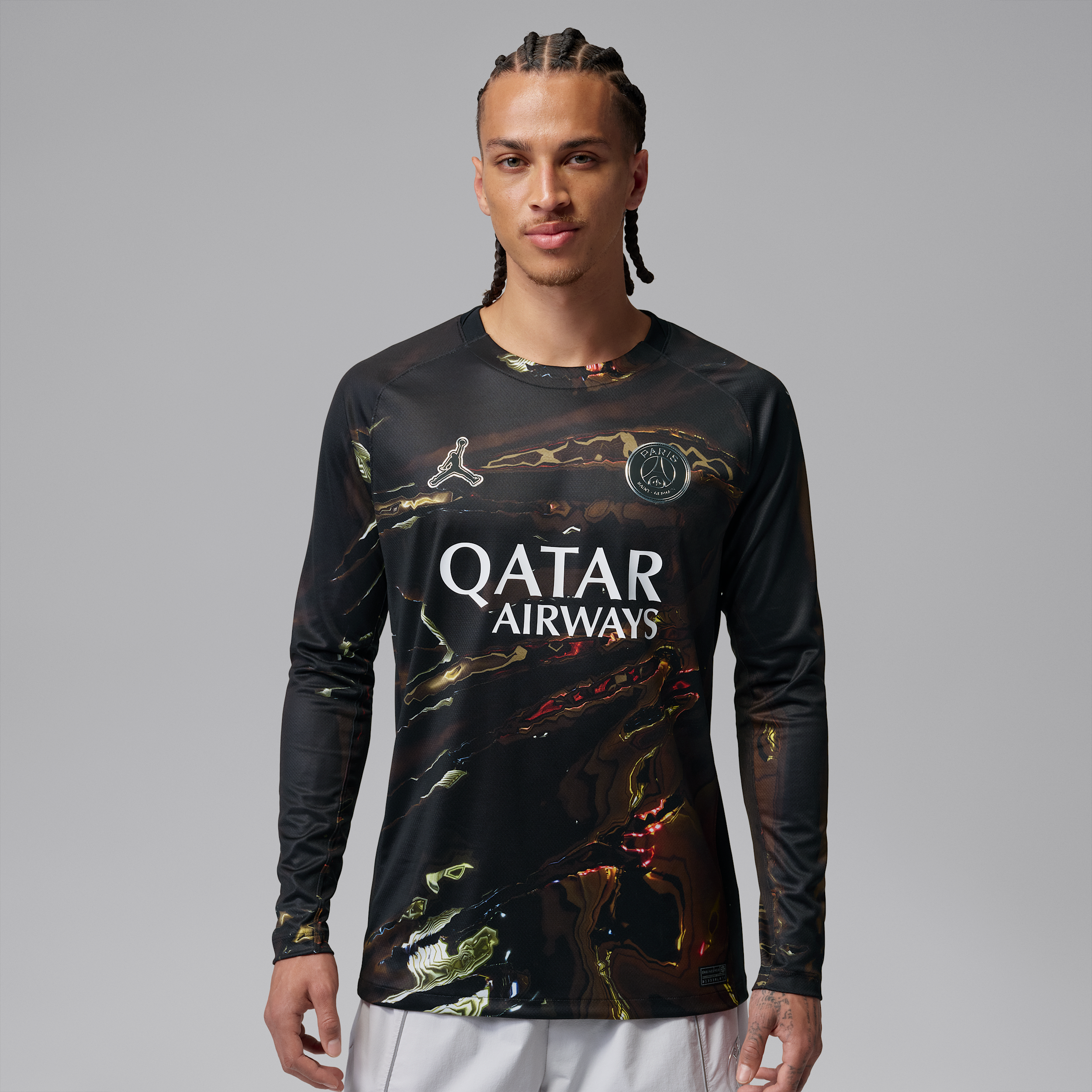 Langærmet Paris Saint-Germain 2026 Stadium Night Edition Jordan Dri-FIT Replica-fodboldtrøje til mænd - sort