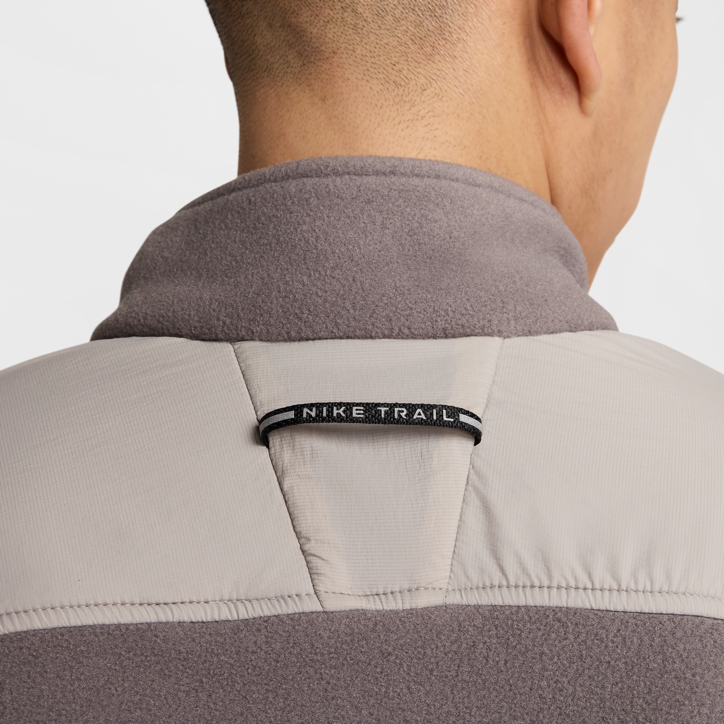 Haut de running en tissu Fleece à 1/4 de zip Nike Trail Polartec® pour homme - Gris