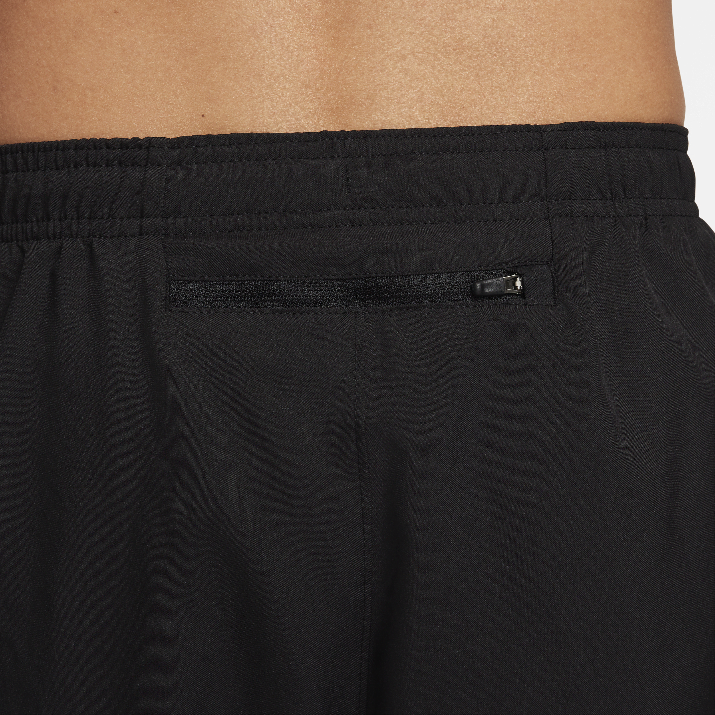 Nike Challenger Dri-FIT geweven hardloopbroek voor heren Zwart