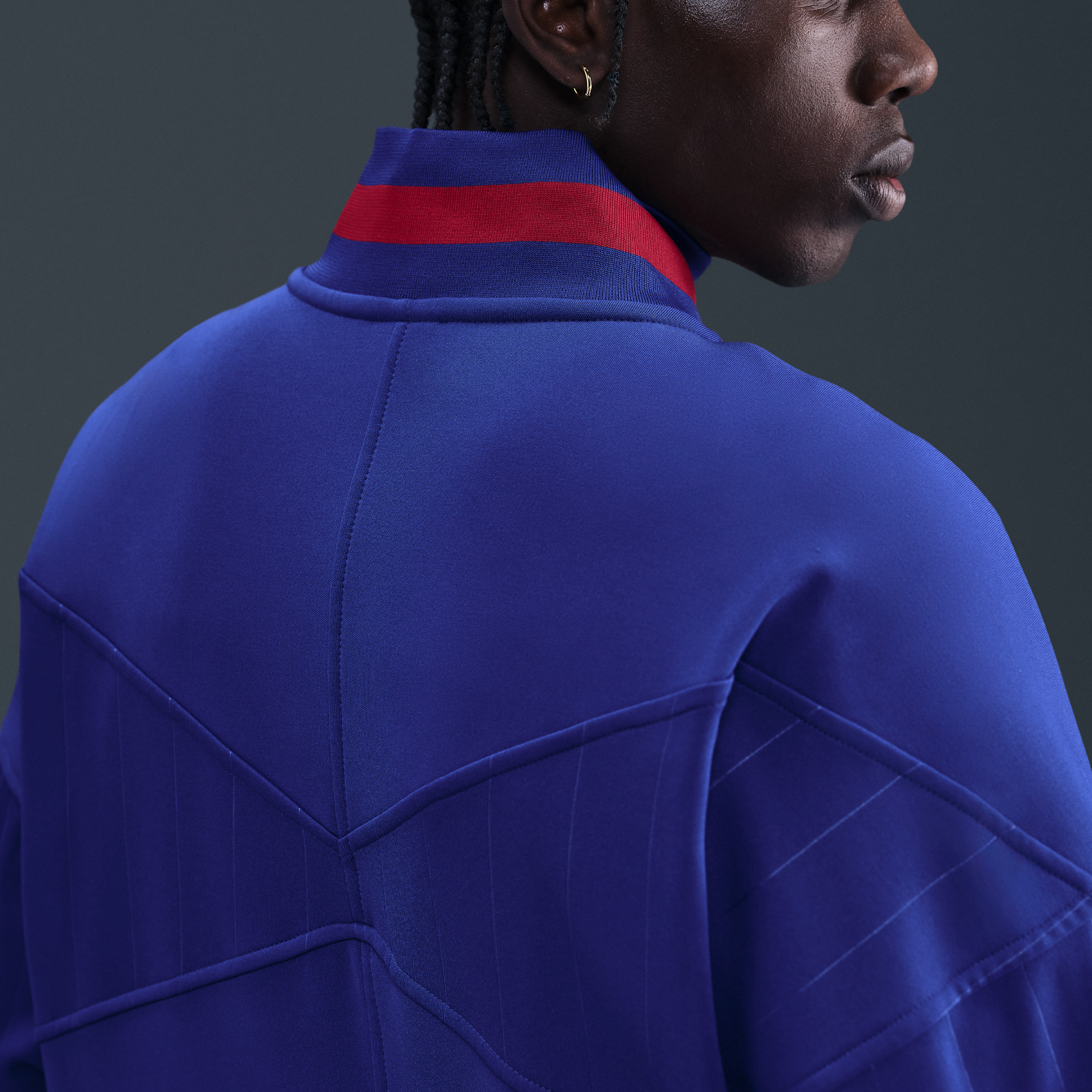 Thumbnail - FC Barcelona Academy Pro Home Nike Dri-FIT Fußball-Hymnenjacke (Herren) - Blau