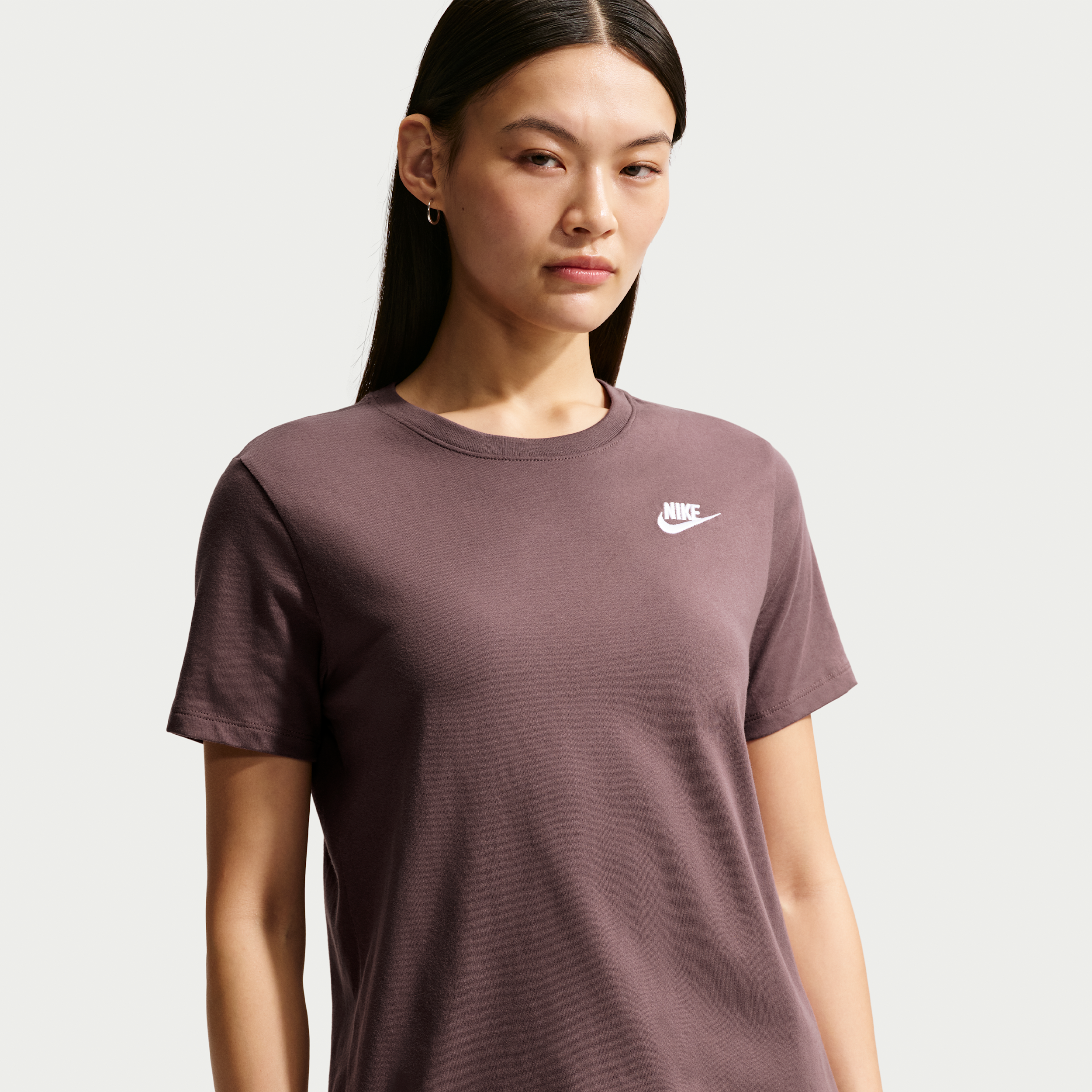 Nike Club Essentials Womens T-Shirt - Purple - Cotton/Polyester