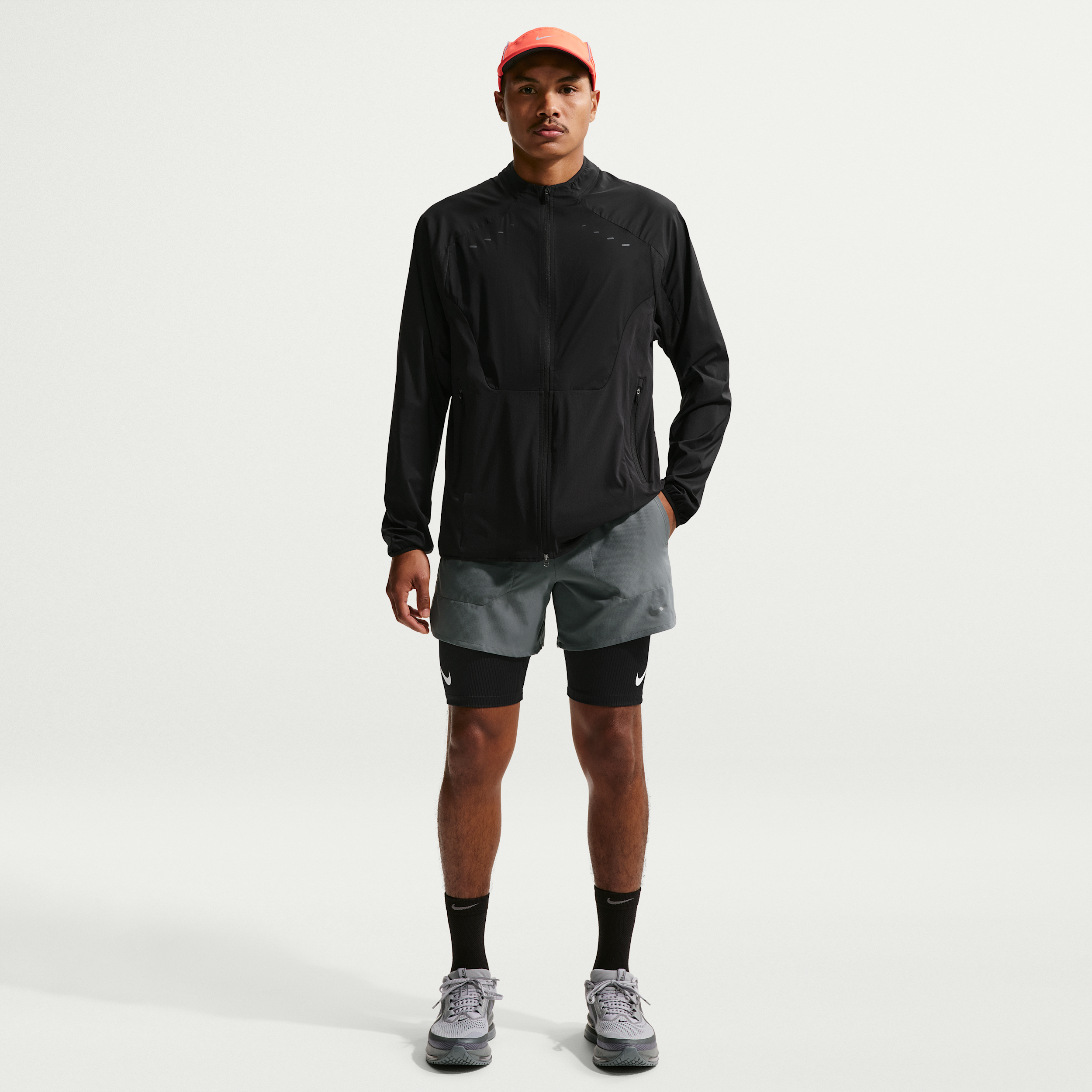 Nike Stride Dri-FIT hardloopshorts met binnenbroek voor heren (13 cm) - Grijs