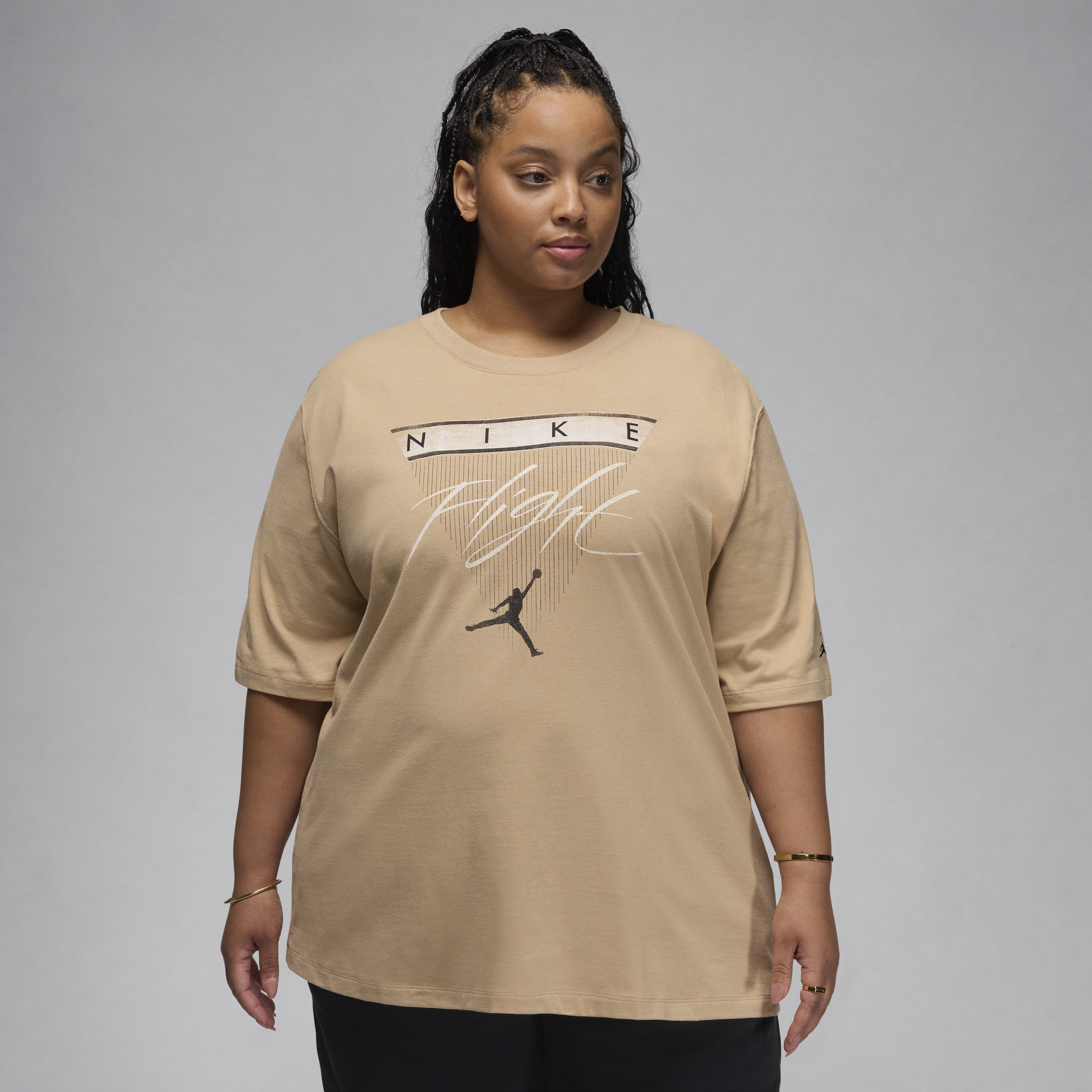 Jordan Flight Heritage T-shirt met graphic voor dames (Plus Size) Bruin