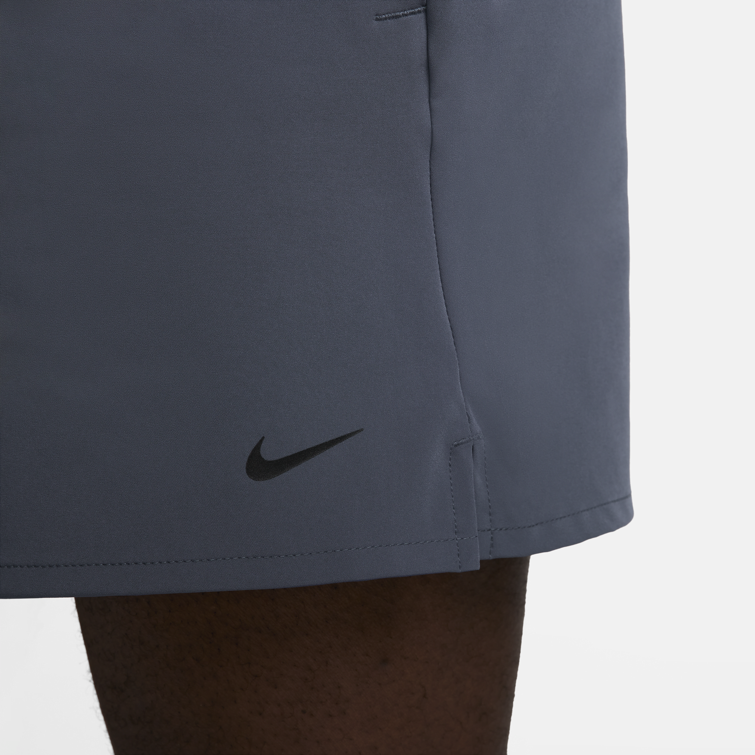 Nike A.P.S. Multifunctionele herenshorts met Dri-FIT (15 cm) Blauw