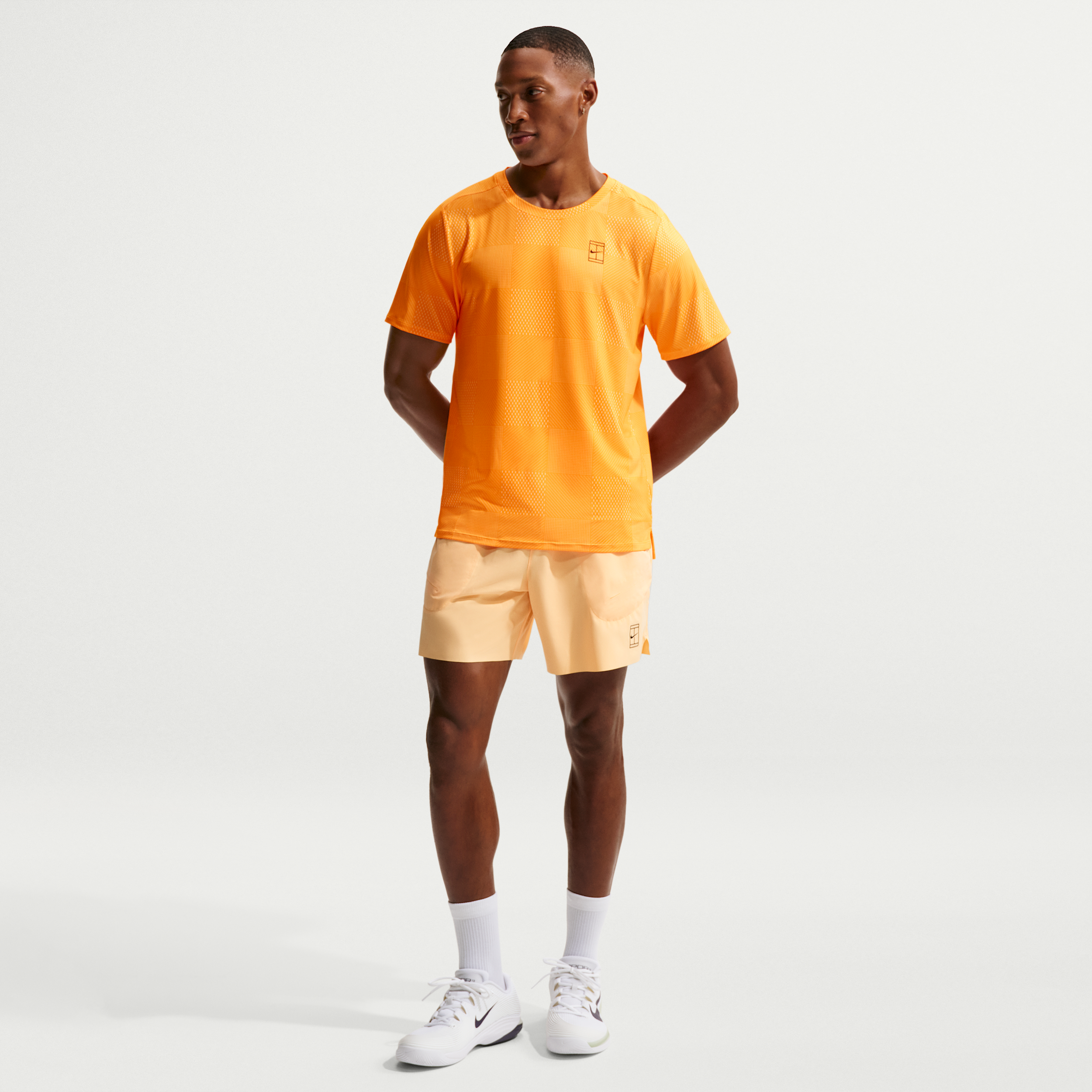 Shorts da tennis 15 cm Dri-FIT NikeCourt Advantage – Uomo - Arancione