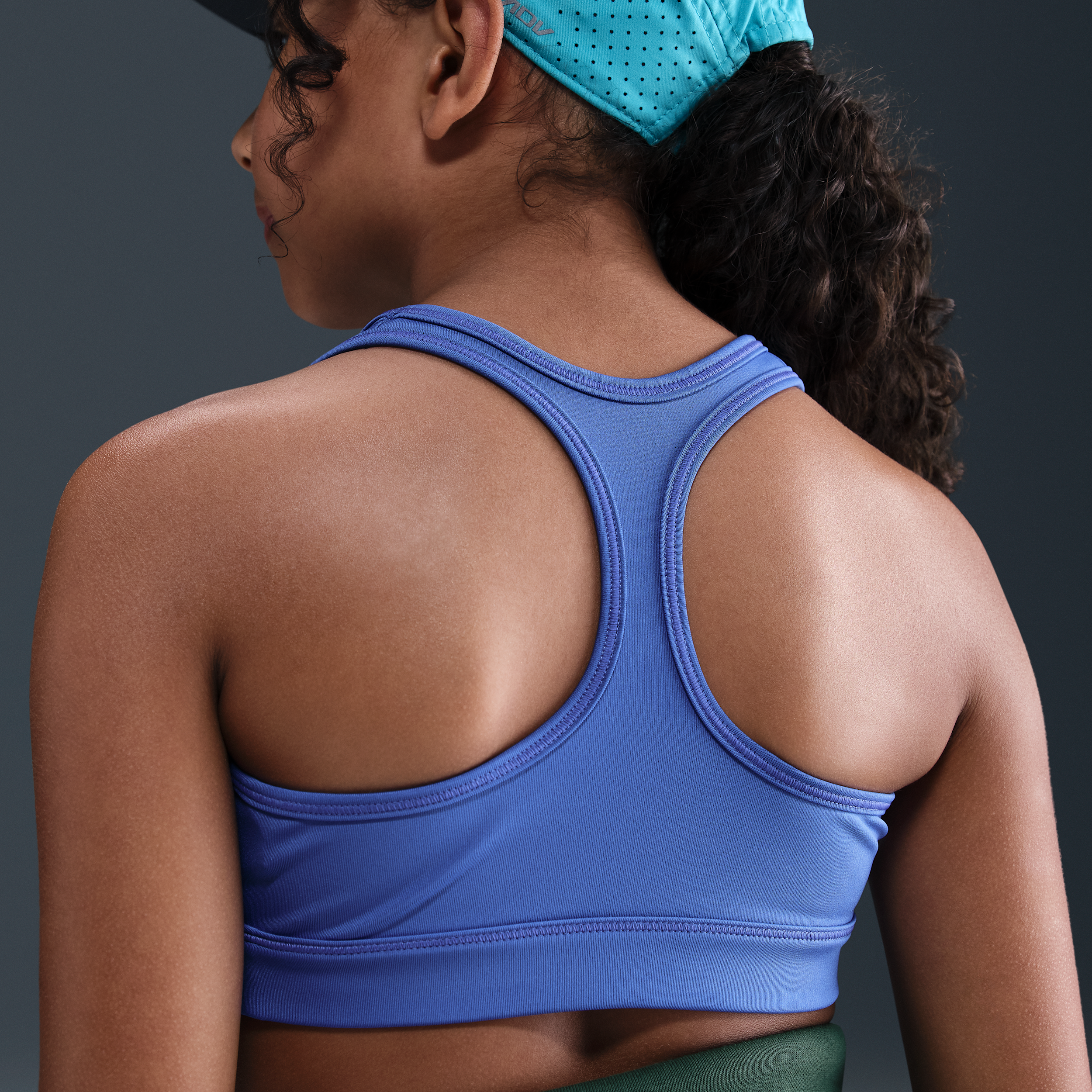 Thumbnail - Nike Swoosh Sport-BH für Mädchen - Blau