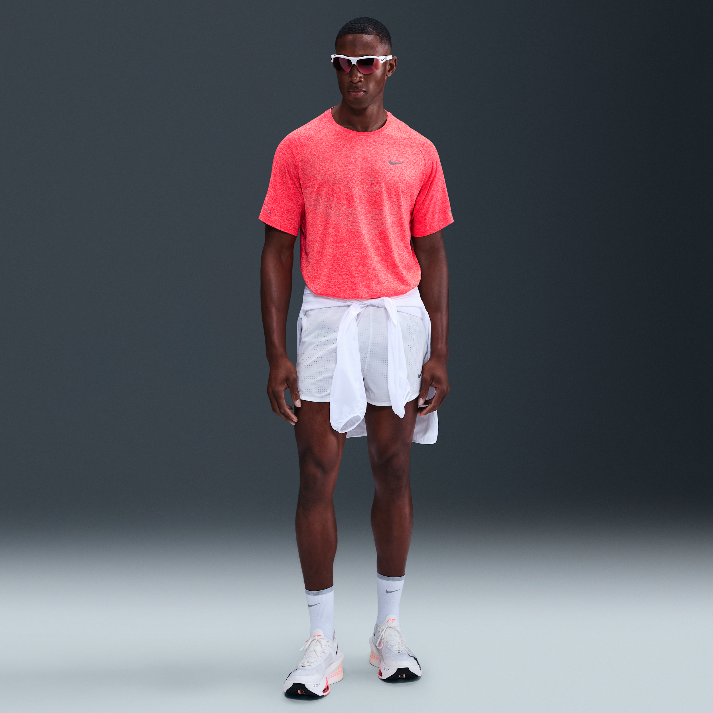 Nike Stride Dri-FIT ADV hardlooptop met korte mouwen voor heren Rood