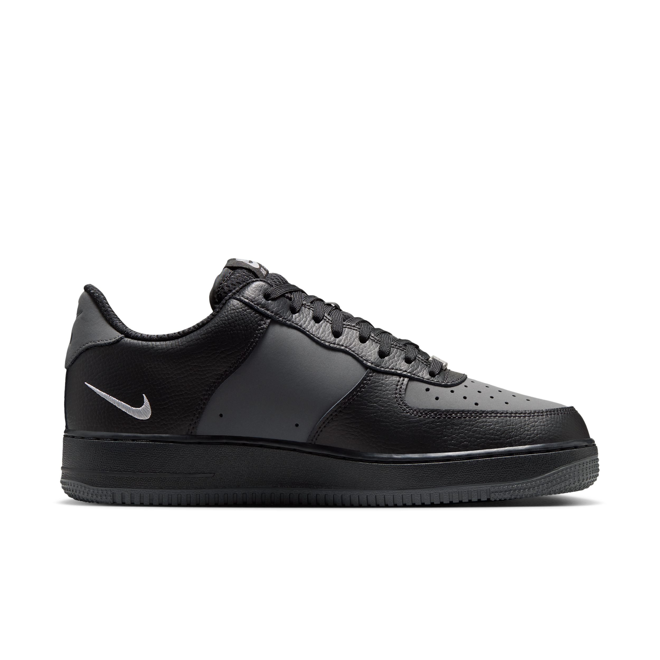 Nike Air Force 1 '07 LV8Herrenschuh - Schwarz - IR1475-010