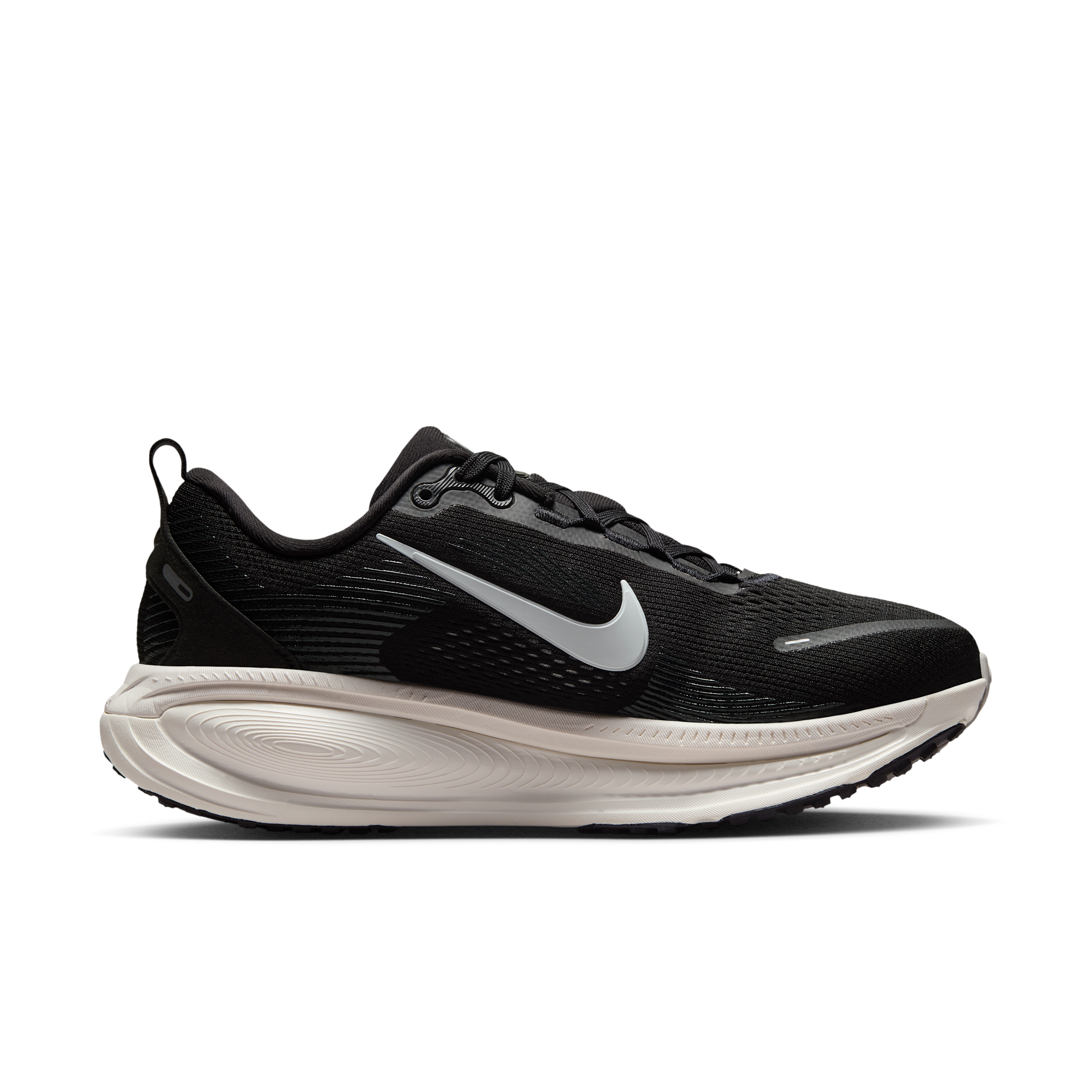Nike Wmns Vomero 18 Extra Wide 'Black Coconut Milk' | Women's Size 6 - IF0515-002