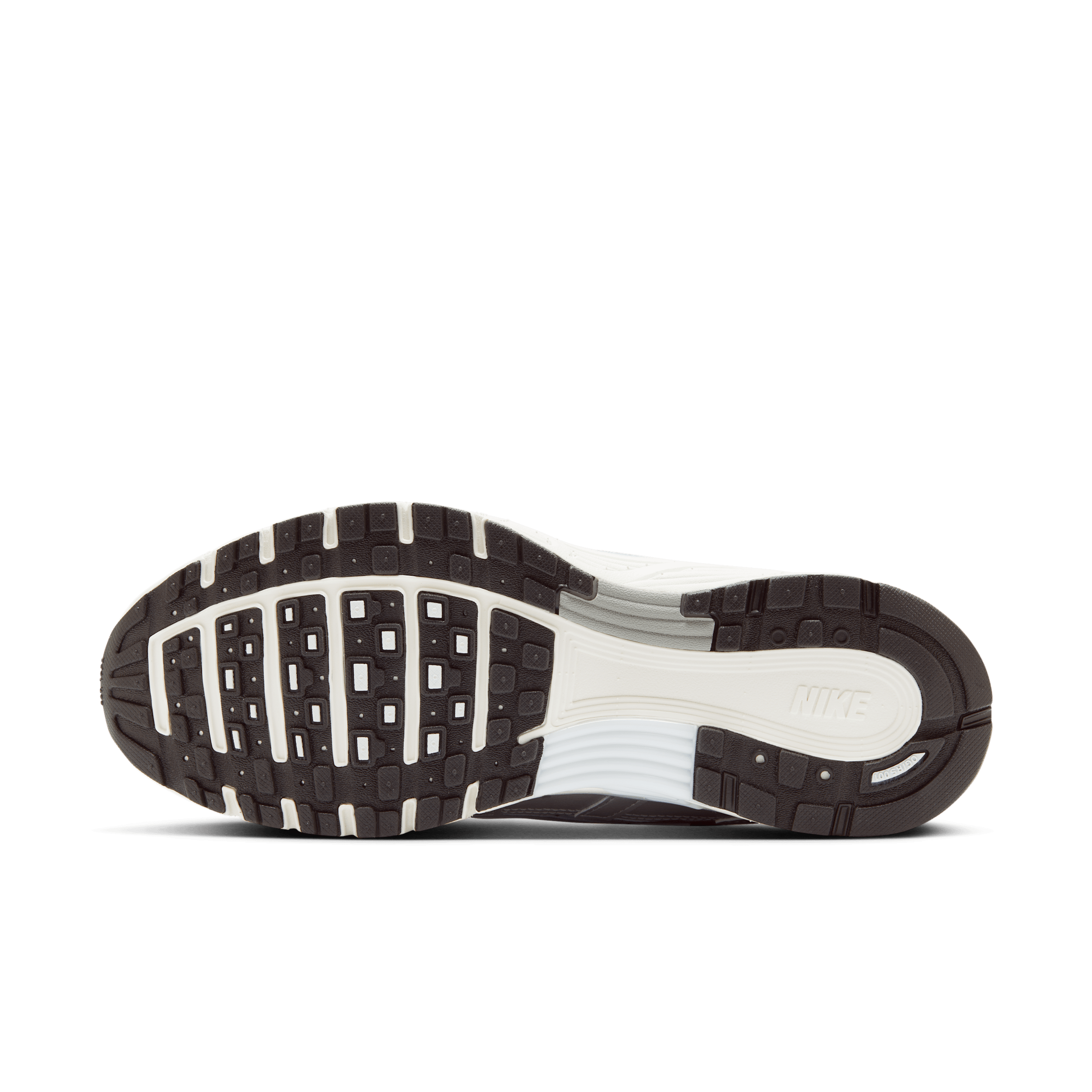 Chaussures Nike P-6000 pour femme - Blanc