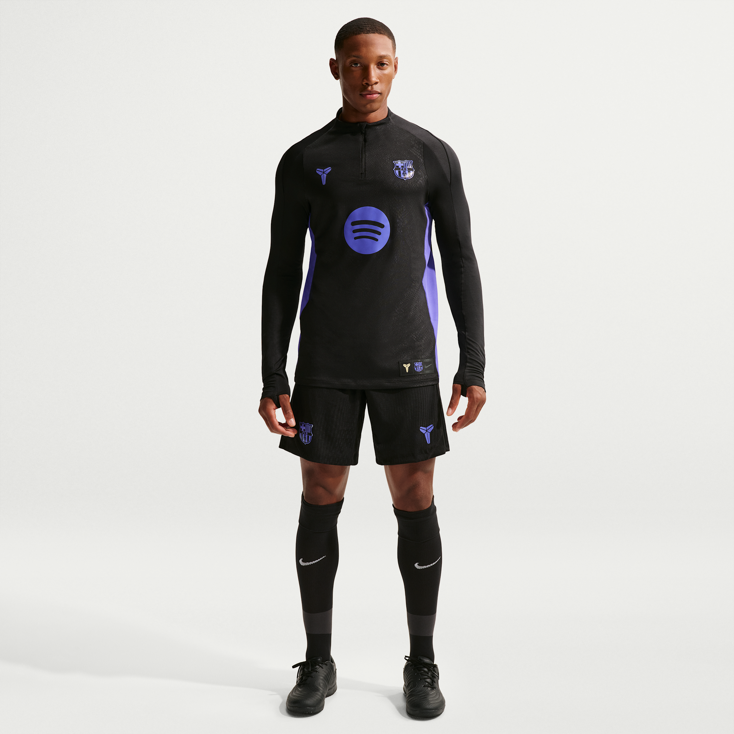 FC Barcelona Strike Elite Away Mens Kobe Dri-FIT ADV Football Knit Short - Black - Polyester