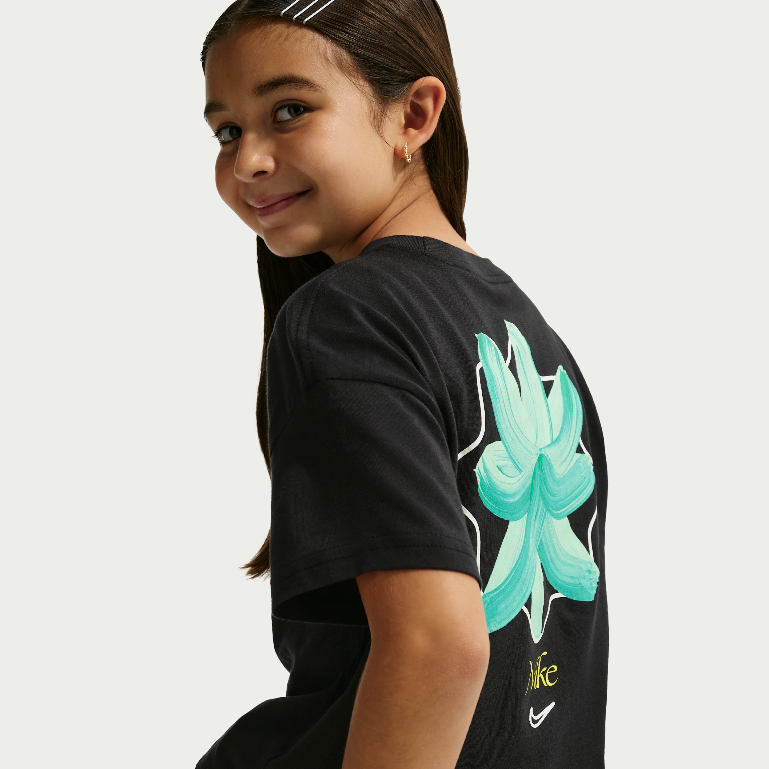 Thumbnail - Nike lockeres T-Shirt für ältere Kinder (Mädchen) - Schwarz