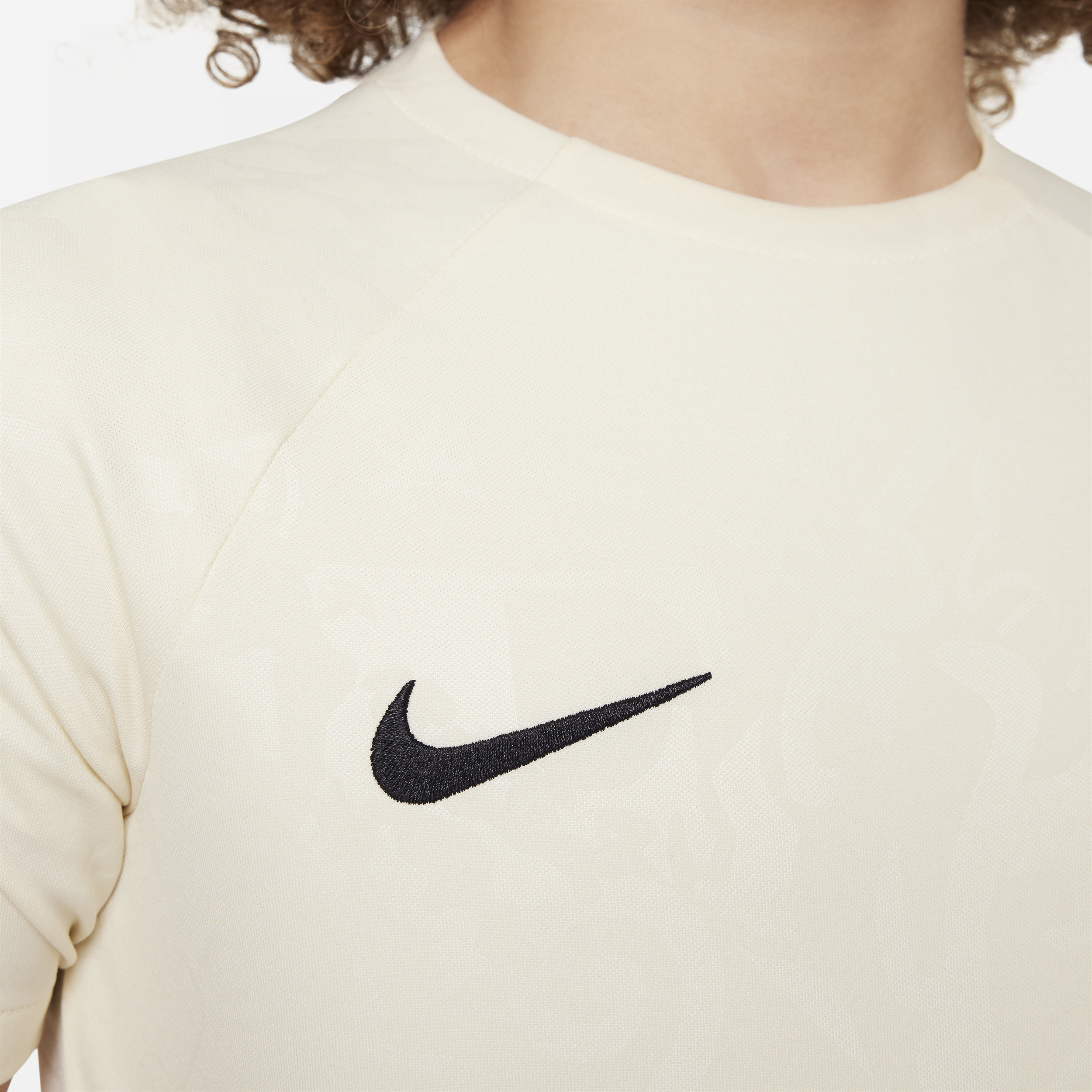 Nike Chelsea FC Academy Pro Dri-FIT warming-uptop met korte mouwen voor kids Bruin