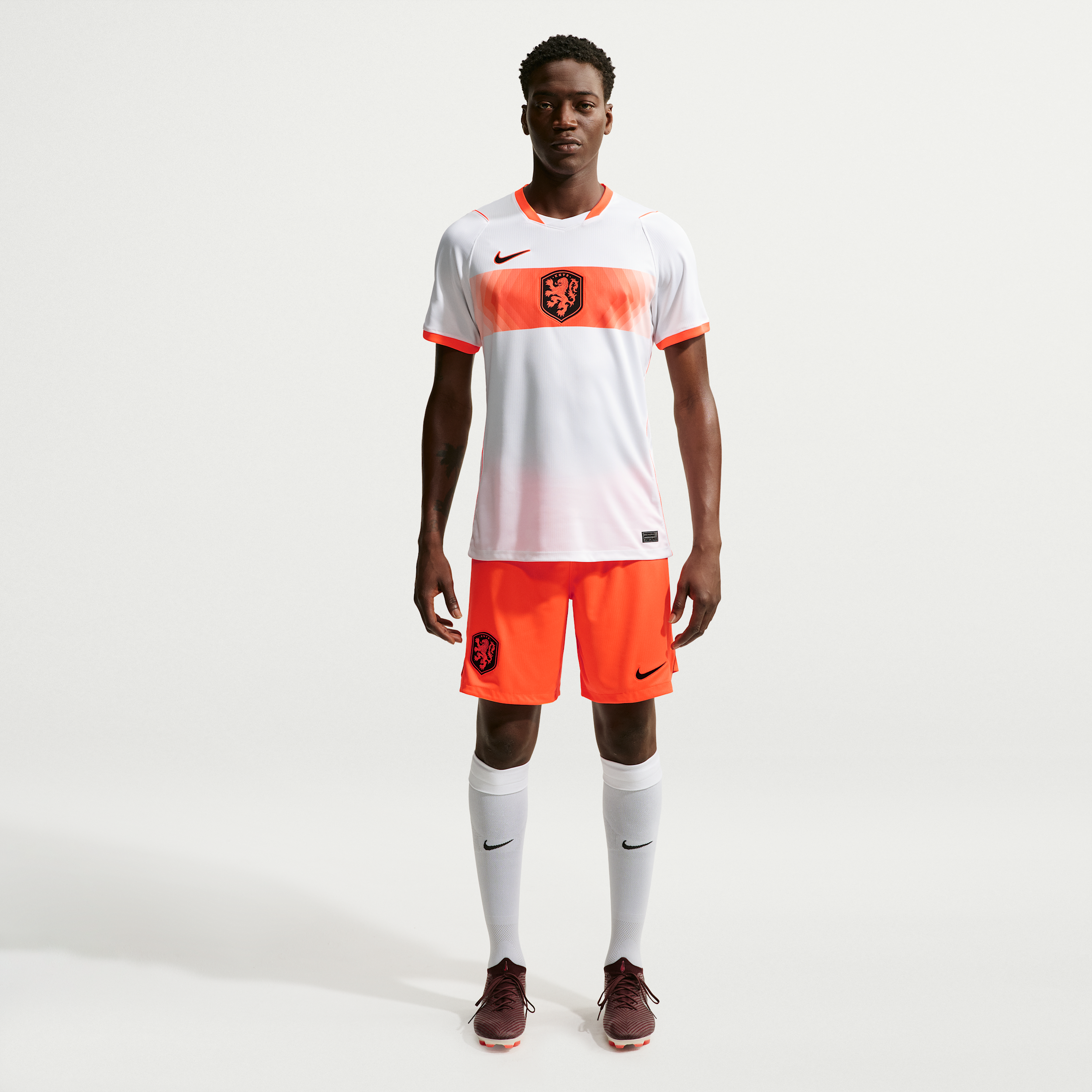 Nederland 2026 Stadium Uit Nike Dri-Fit Replica Voetbalshorts Voor Heren - Oranje