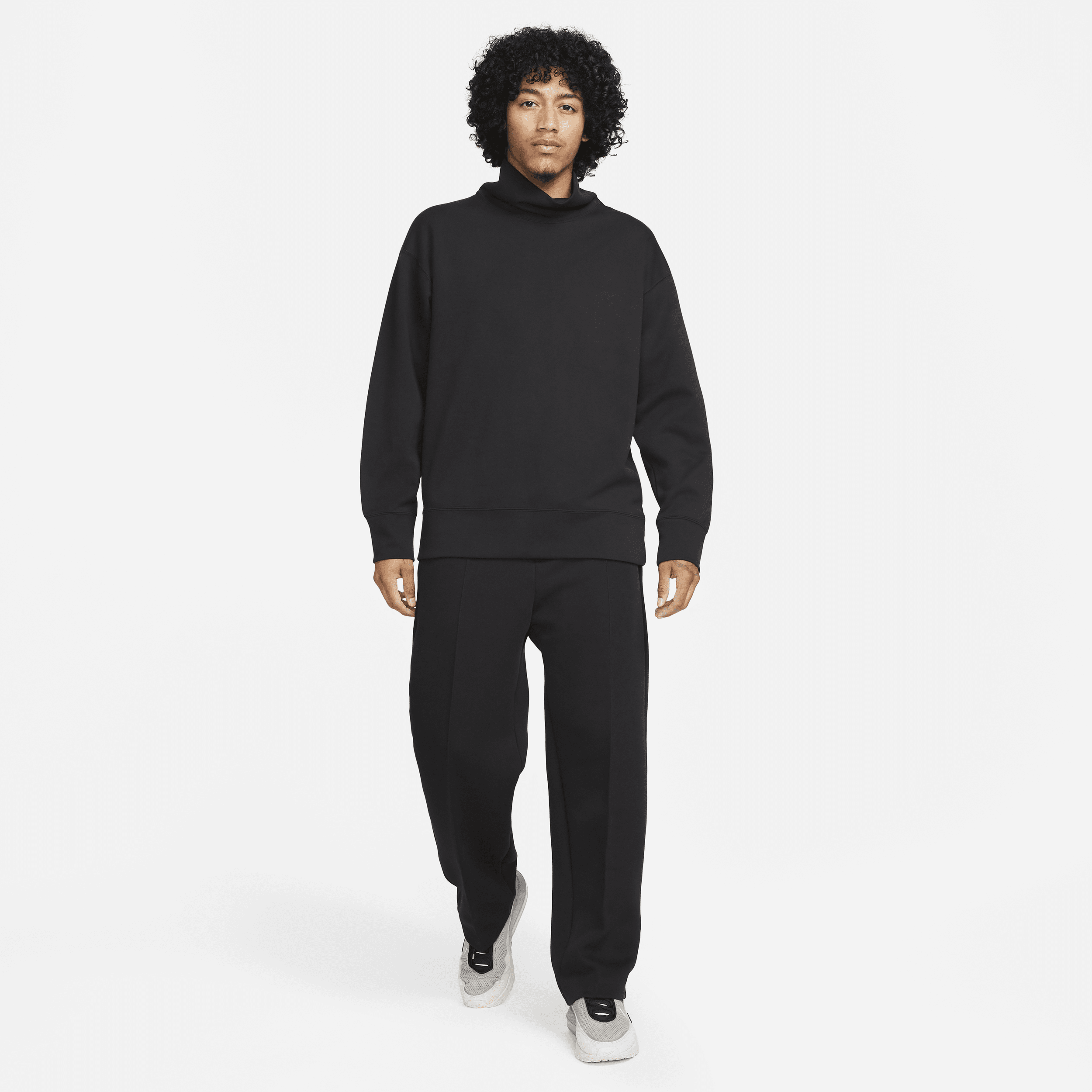 Nike Sportswear Tech Fleece Reimagined oversized sweatshirt met col voor heren Zwart