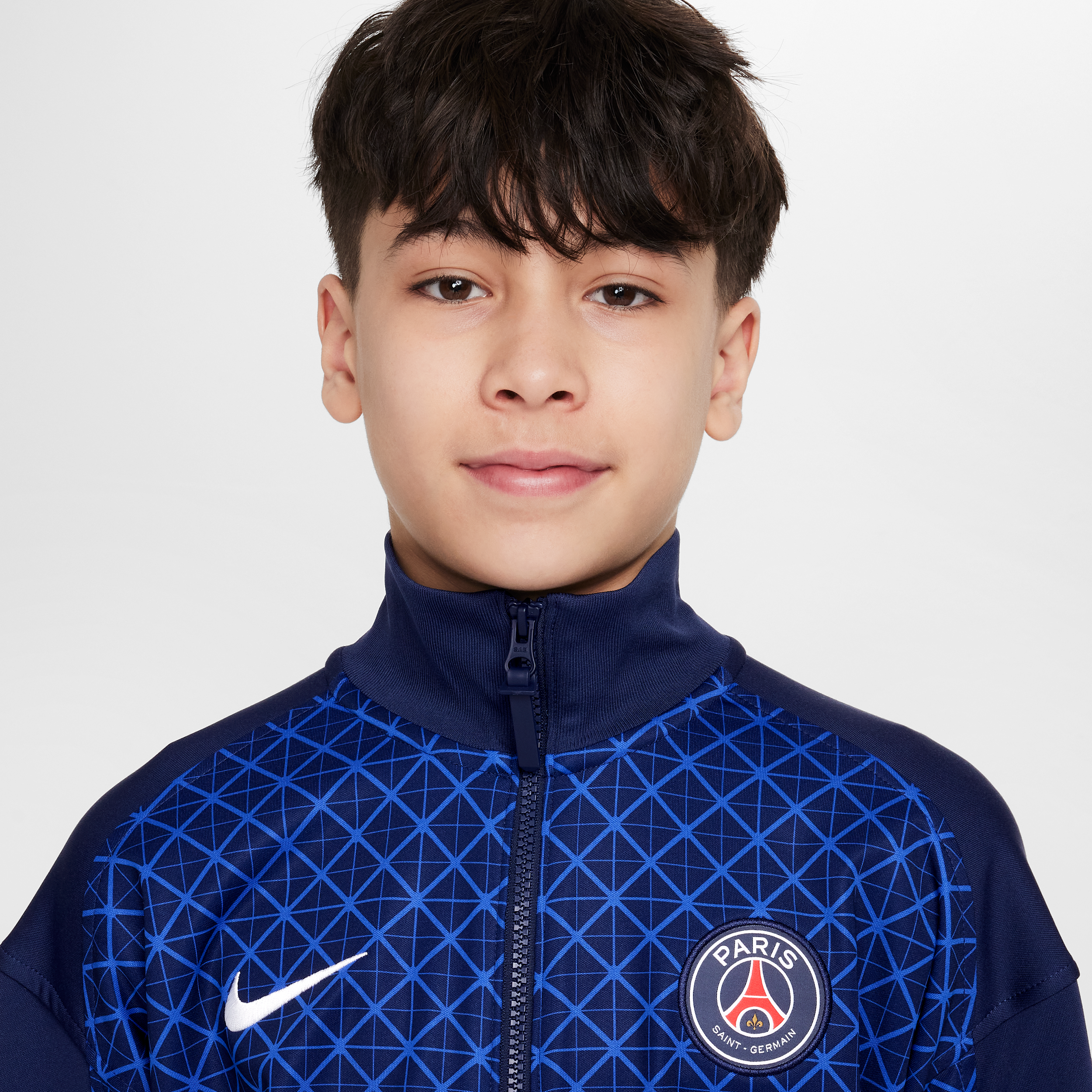 Thumbnail - Paris Saint-Germain Academy Pro Home Nike Dri-FIT Fußball-Hymnenjacke (ältere Kinder) - Blau