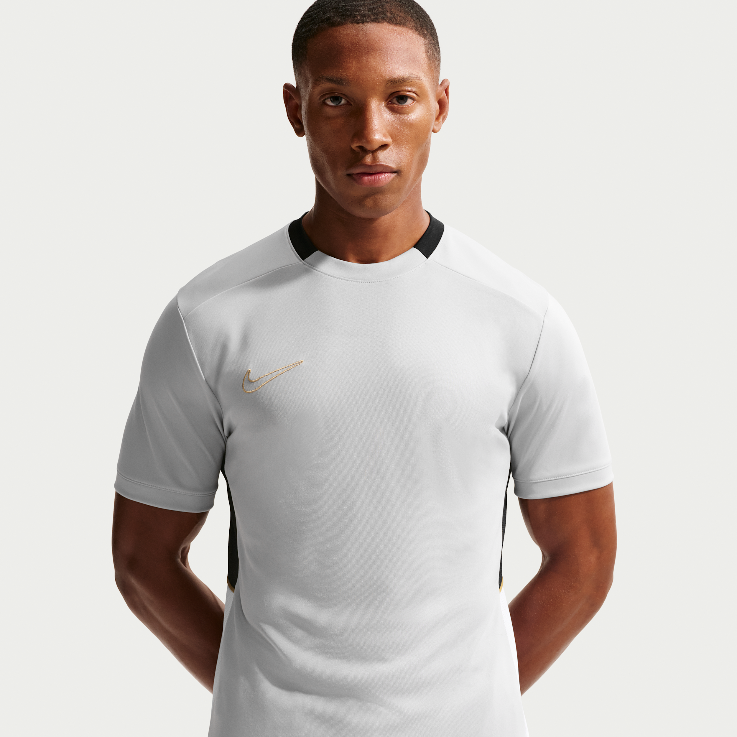 Thumbnail - Nike Academy Dri-FIT Kurzarm-Fußballoberteil (Herren) - Grau