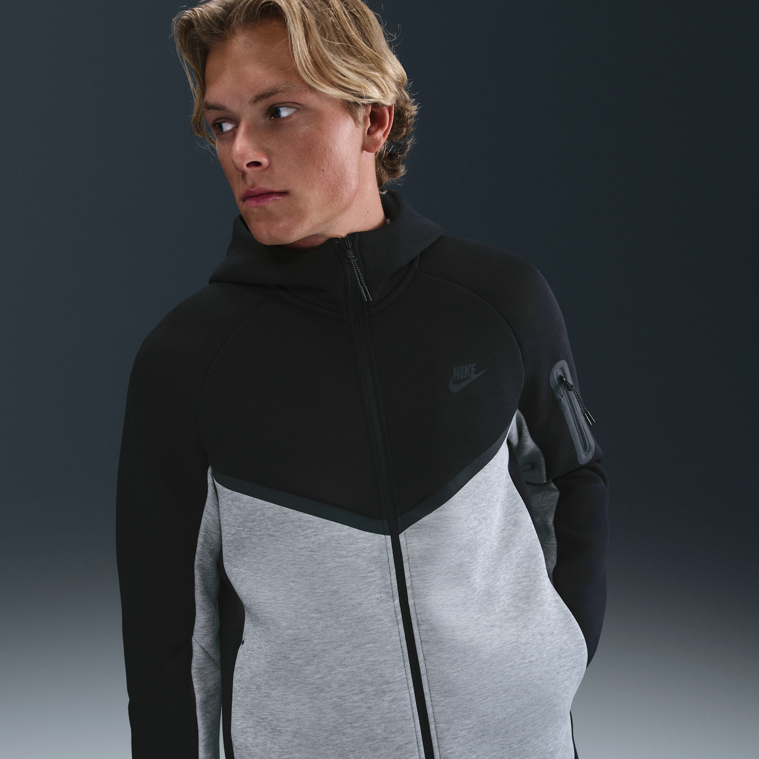 Thumbnail - Nike Tech Windrunner-Jacke aus Fleece mit durchgehendem Reißverschluss (Herren) - Schwarz