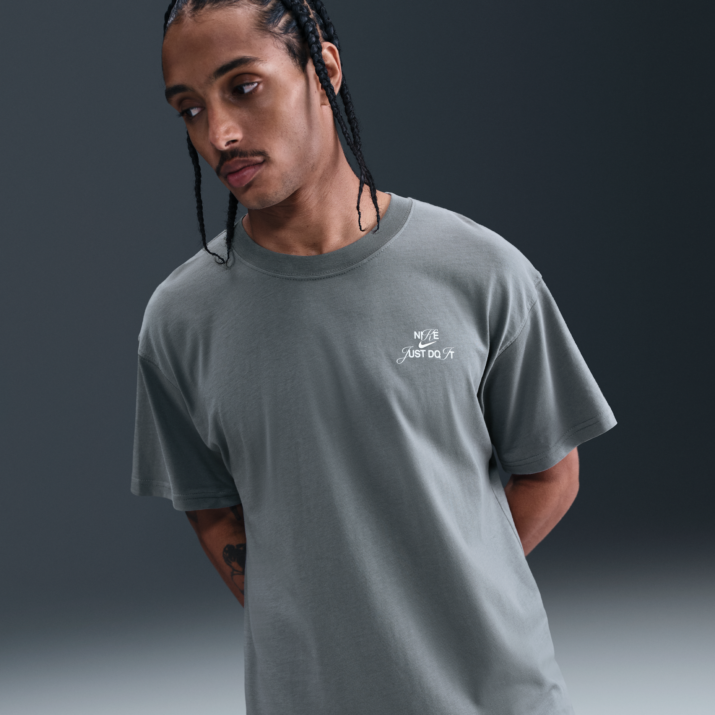 Thumbnail - Nike Herren-T-Shirt mit Grafik - Grau