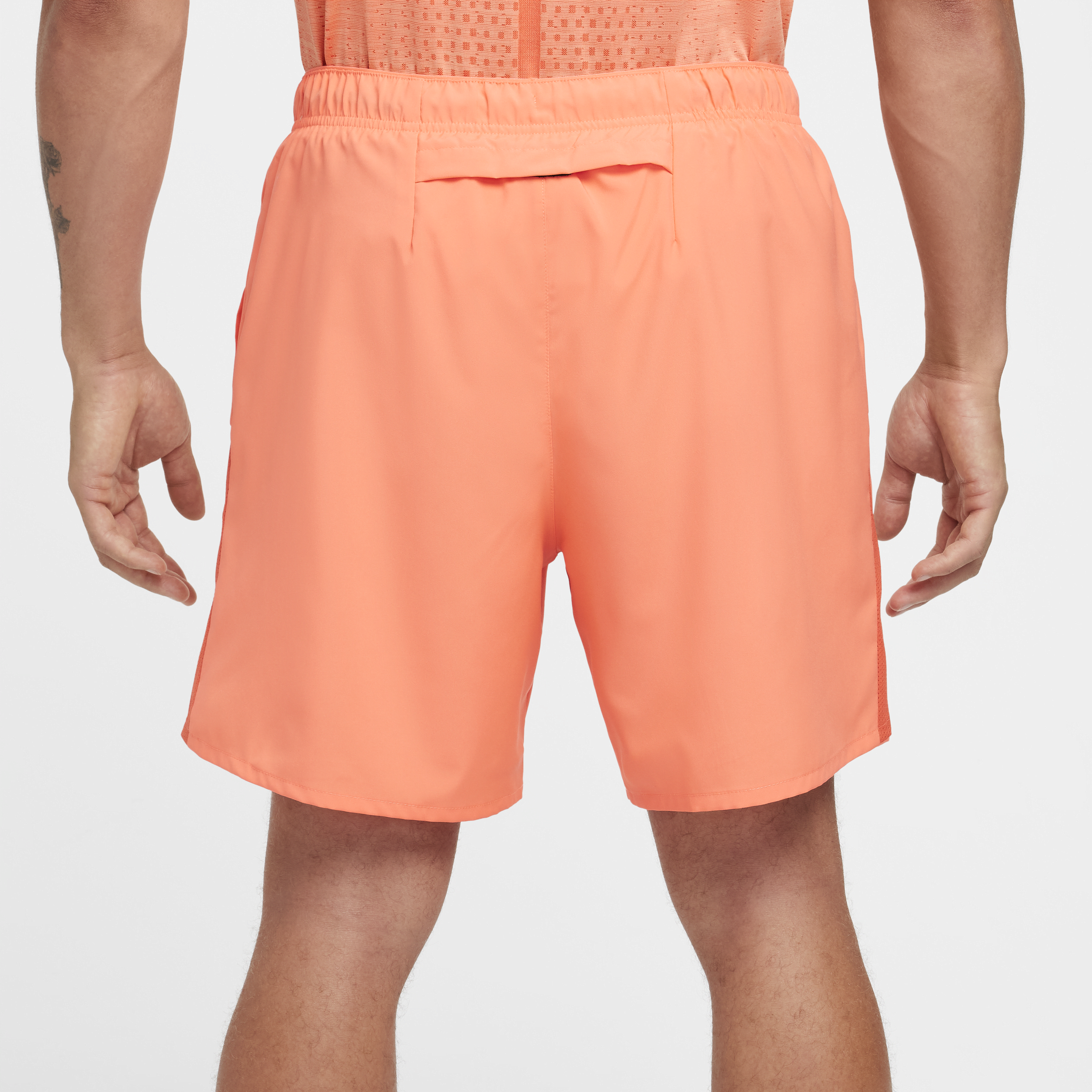 Short de running 2-en-1 18 cm Dri-FIT Nike Challenger pour homme - Rose