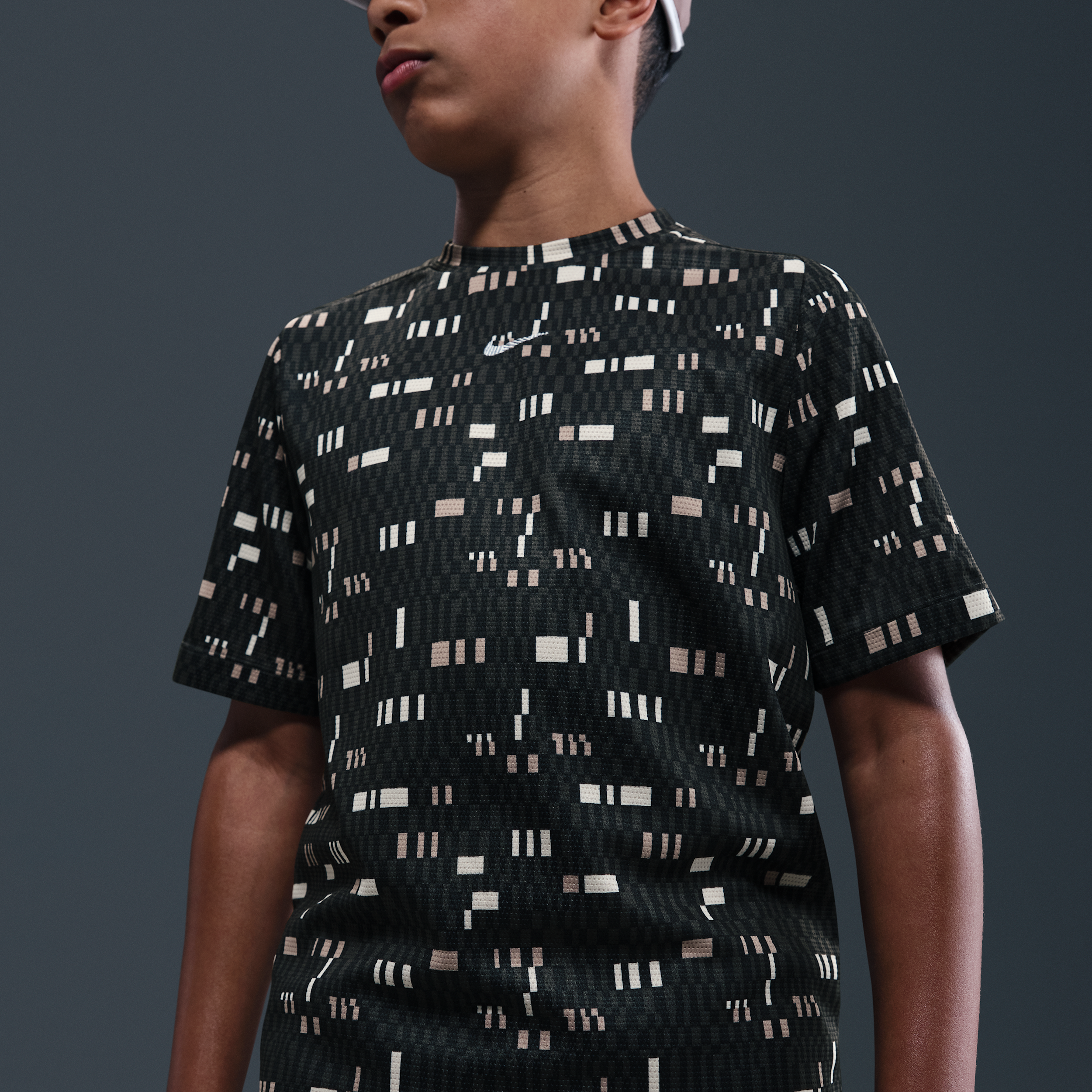 Thumbnail - Nike Multi Dri-FIT Kurzarmshirt (ältere Kinder) (Jungen) - Schwarz