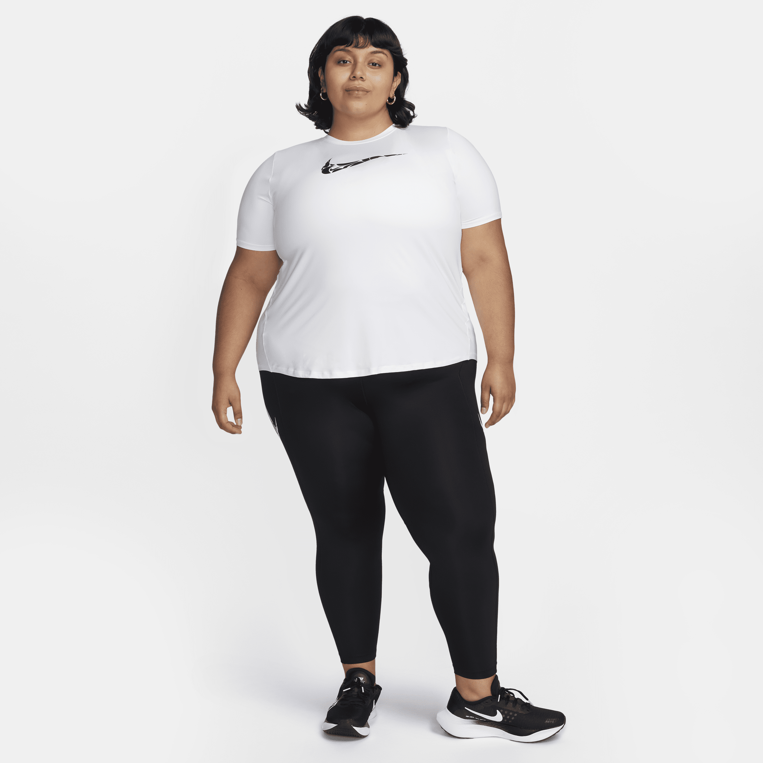 Nike One Swoosh Dri-FIT hardlooptop met korte mouwen voor dames (Plus Size) Wit