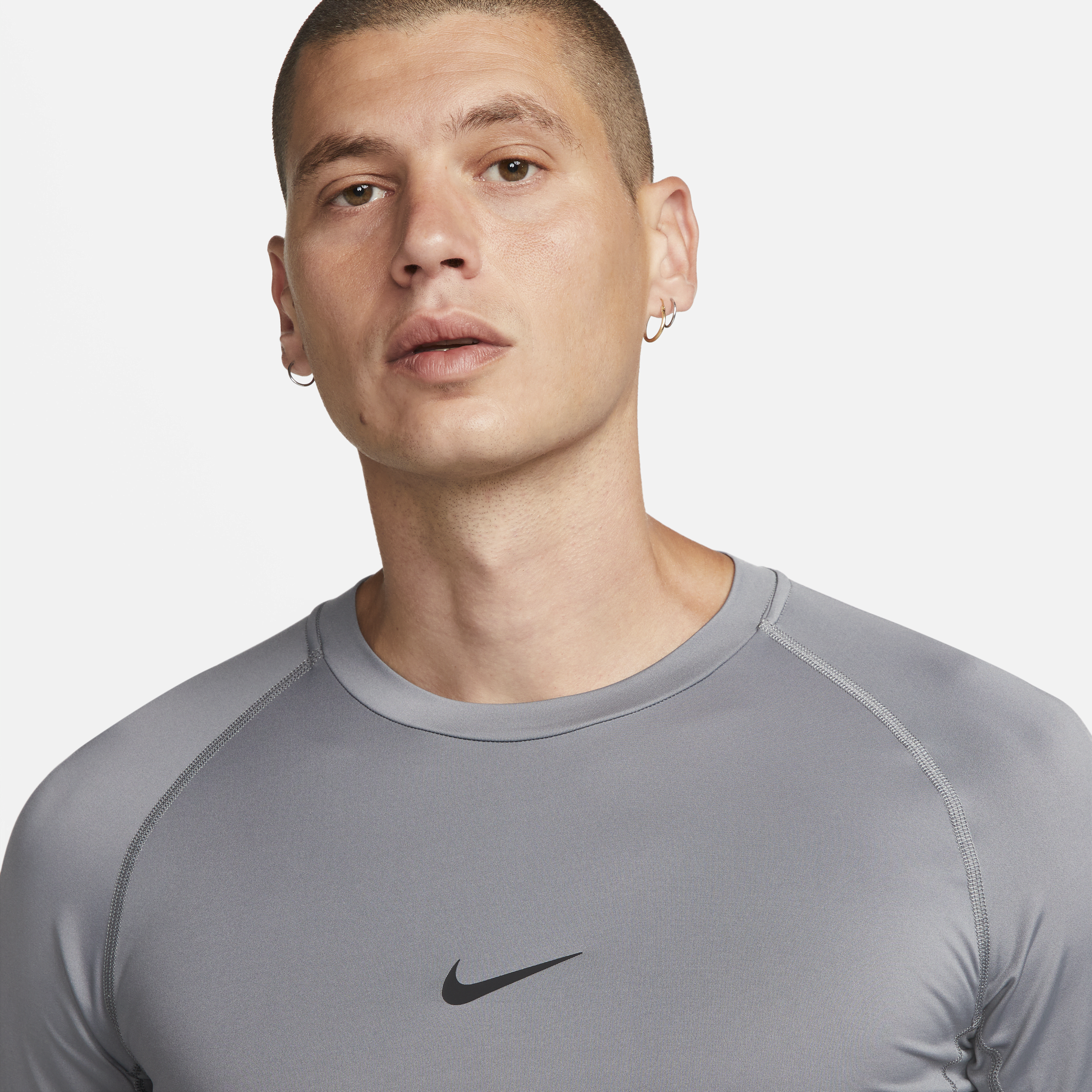 Haut de fitness ajusté à manches courtes Nike Pro Dri-FIT pour homme - Gris