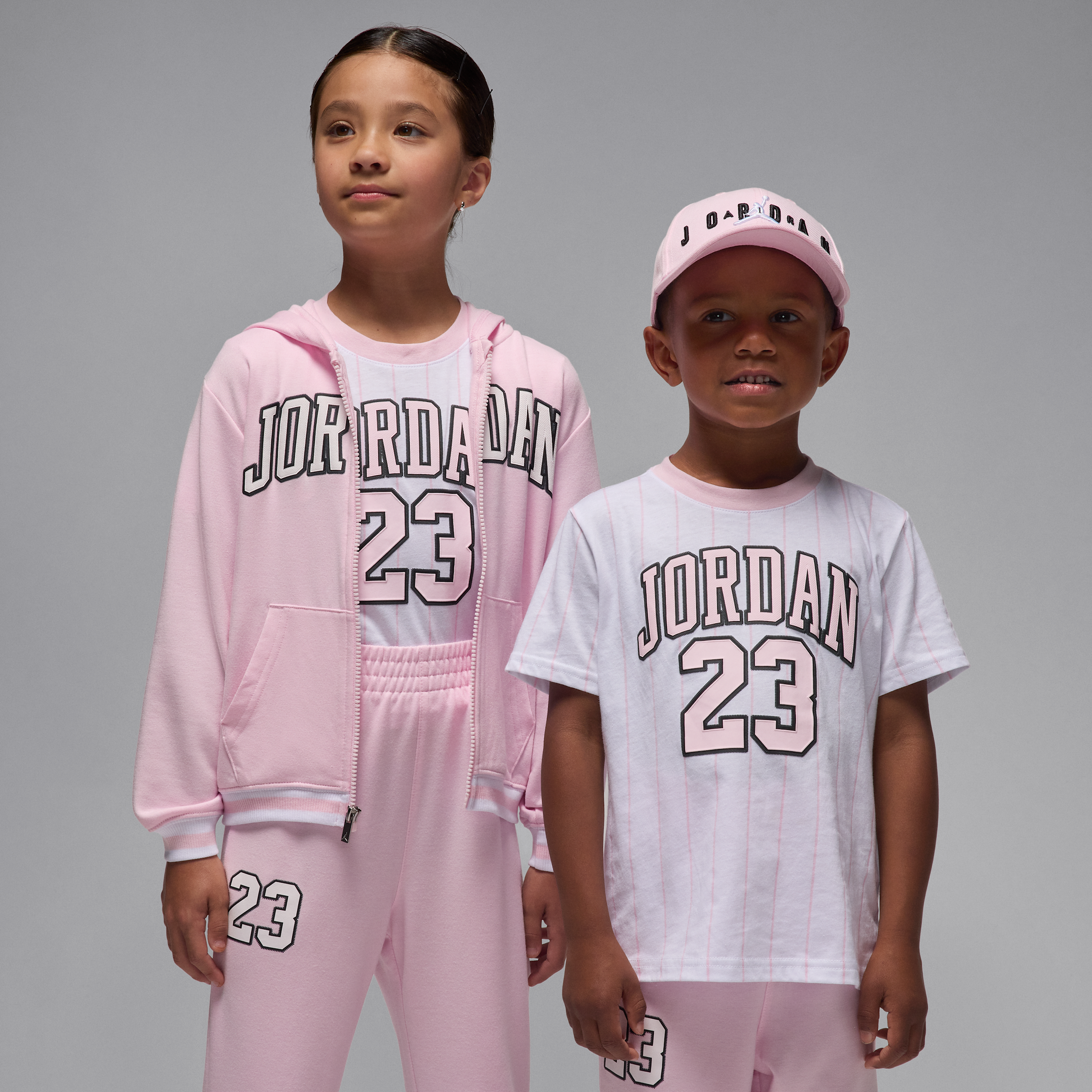 Thumbnail - Jordan 3-teiliges Trikot-Set aus French Terry mit durchgehendem Reißverschluss (jüngere Kinder) - Pink