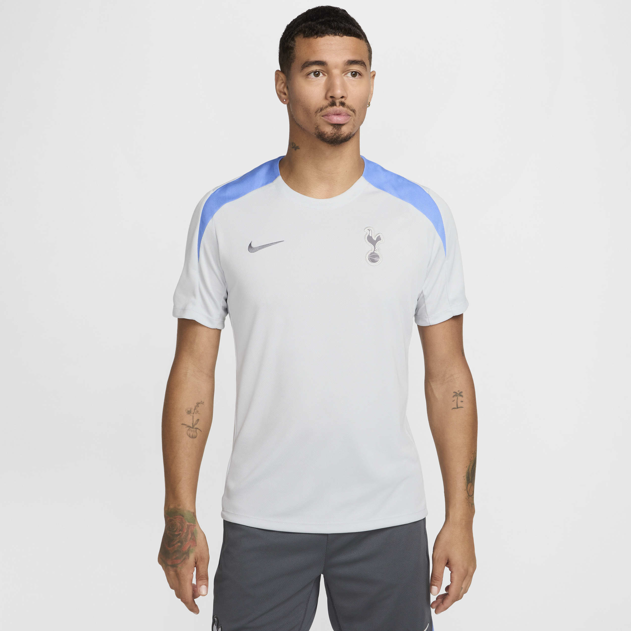 Haut de foot en maille à manches courtes Nike Dri-FIT Tottenham Hotspur Strike pour homme - Gris