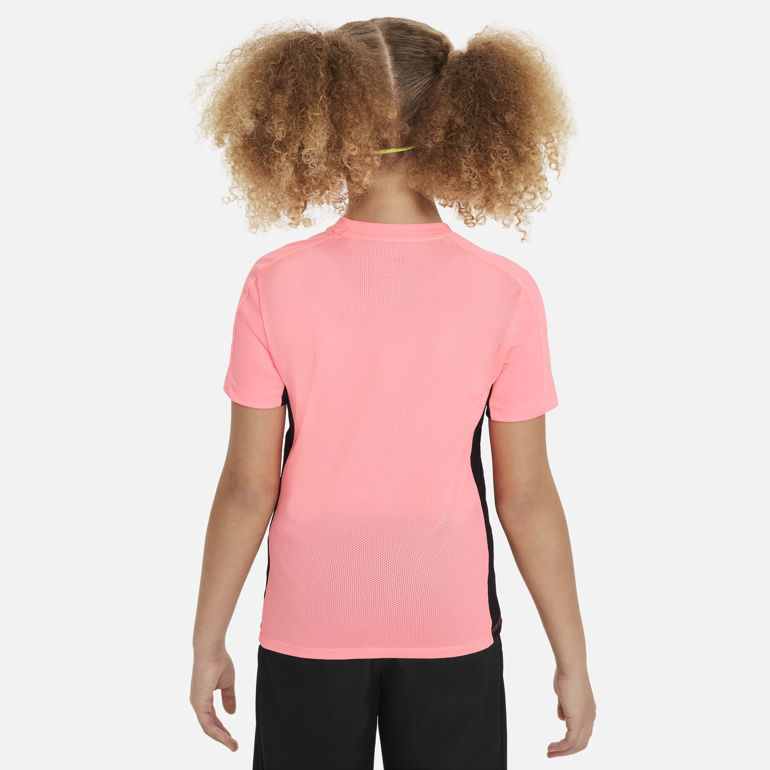 Nike Dri-FIT Academy23 voetbaltop met korte mouwen voor kids Roze