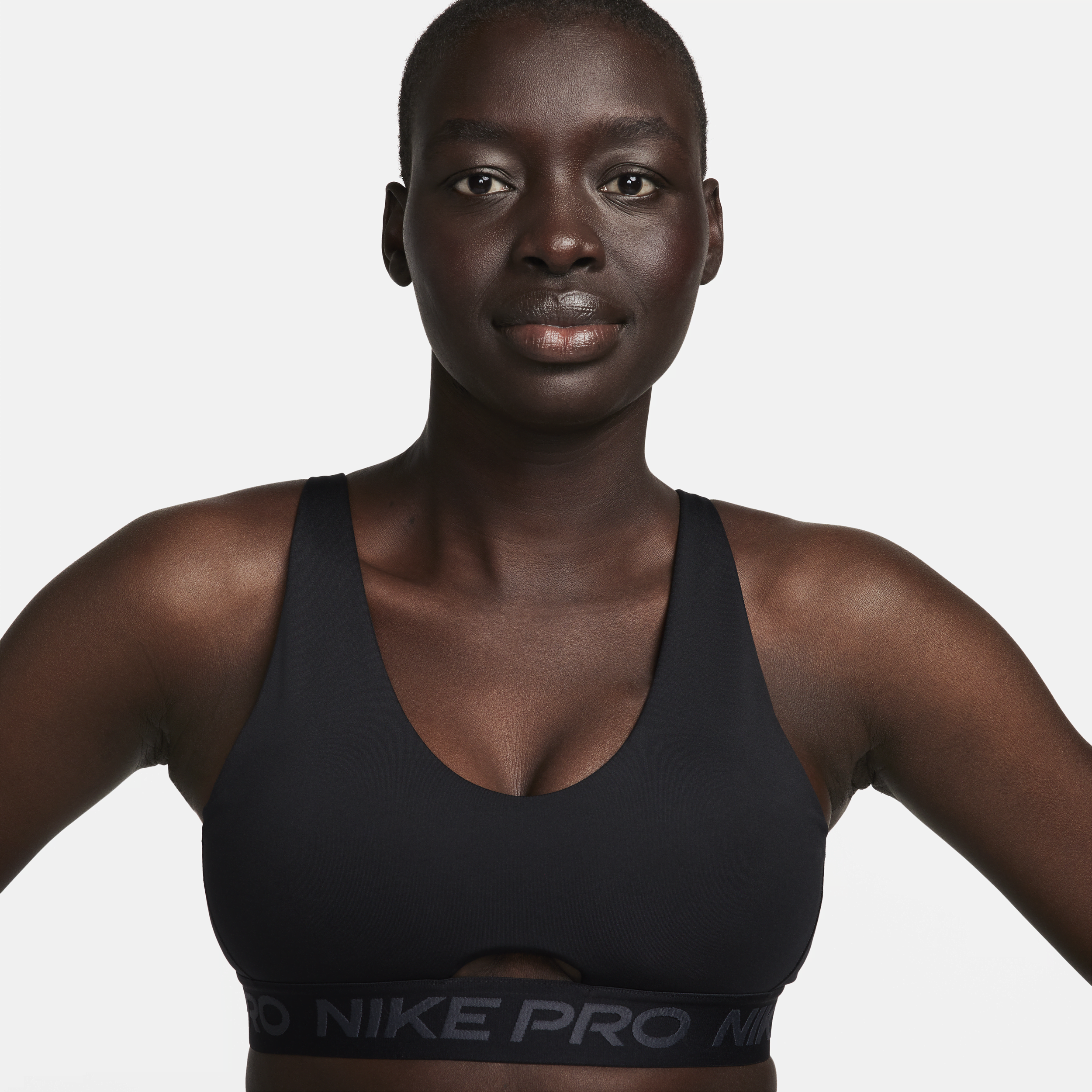 Nike Indy Plunge padded sport-bh met medium ondersteuning Zwart
