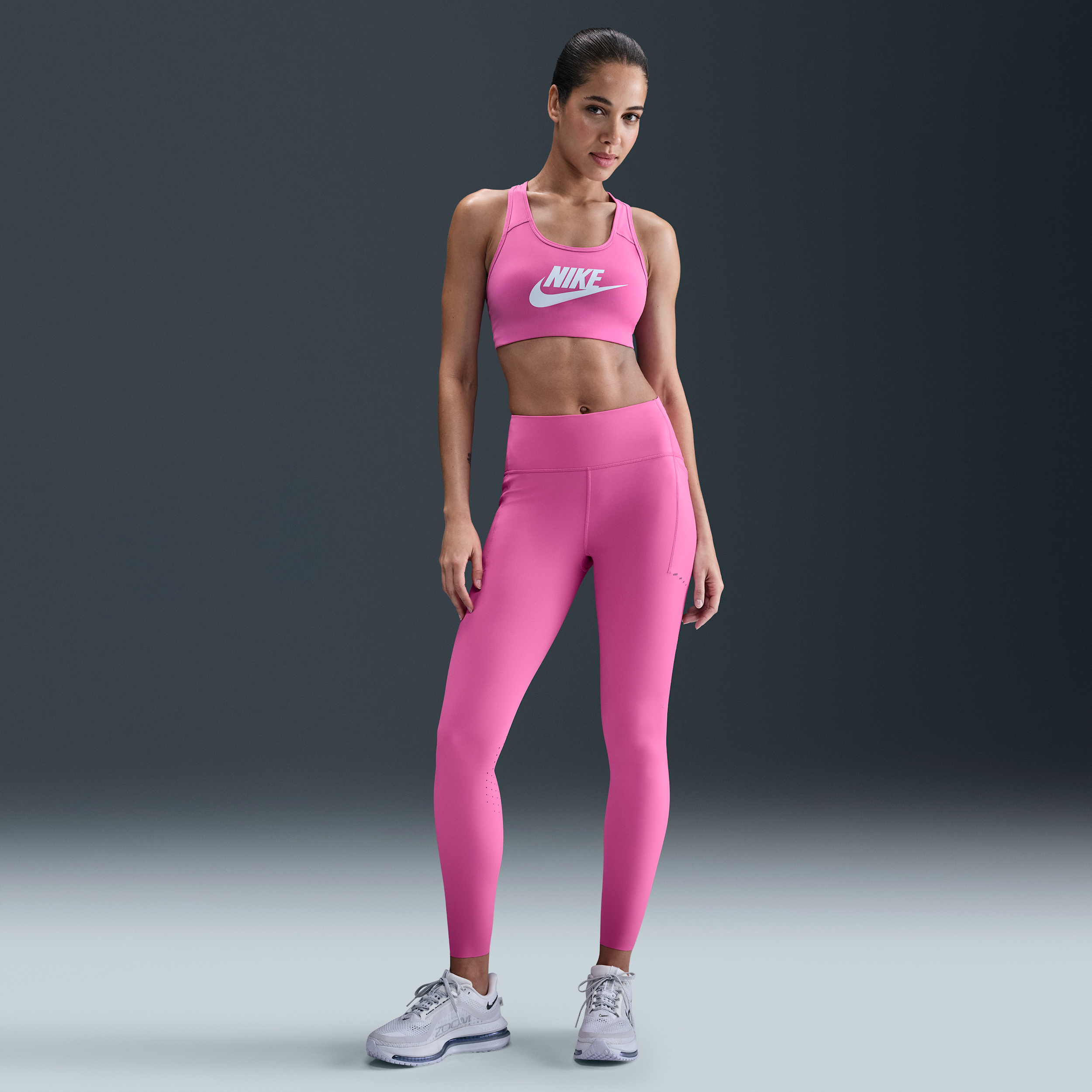 Thumbnail - Nike Swift 7/8-Lauf-Leggings mit hohem Bund und Taschen (Damen) - Pink