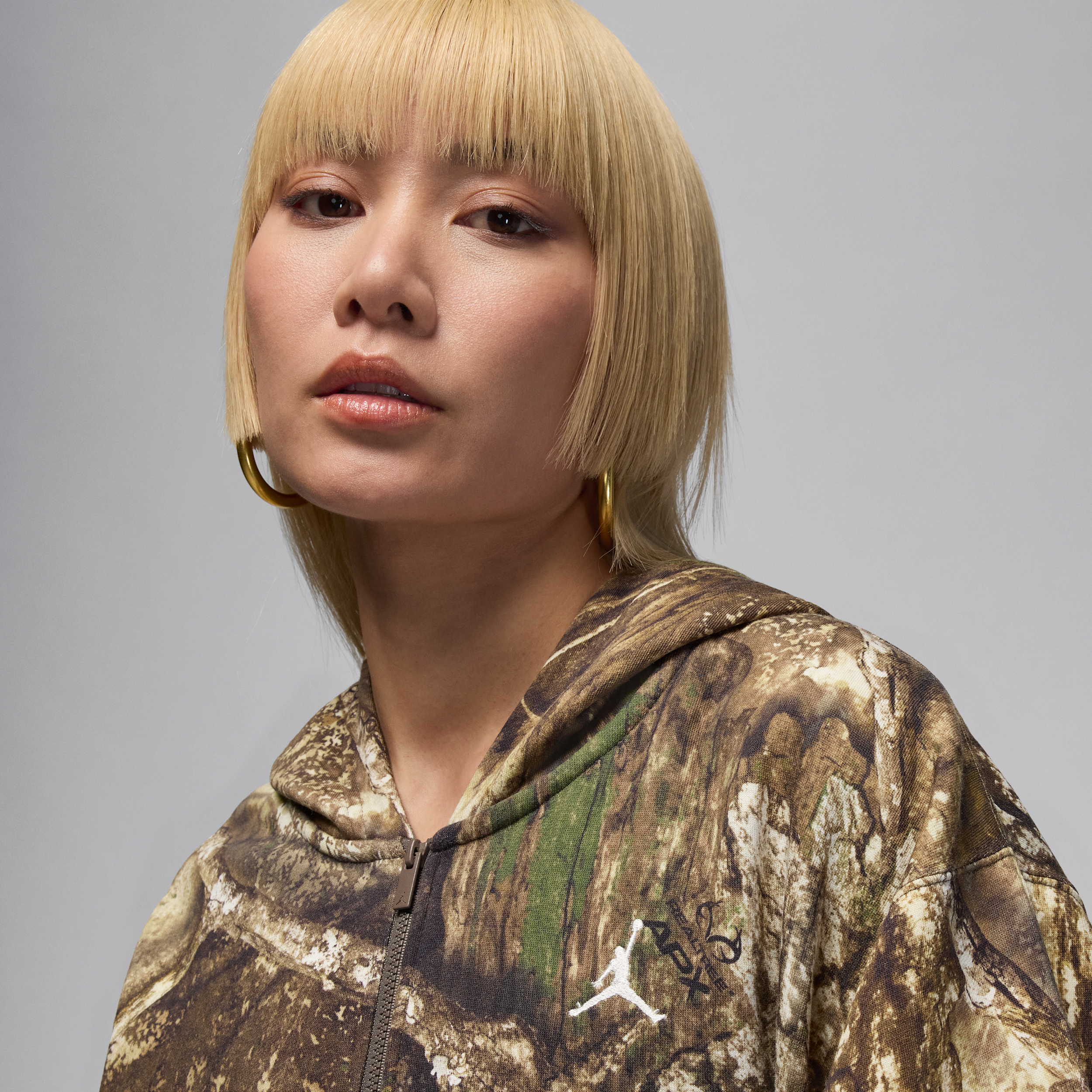 Thumbnail - Jordan Brooklyn Fleece Realtree Mod Crop Kapuzenjacke (Damen) - Weiß