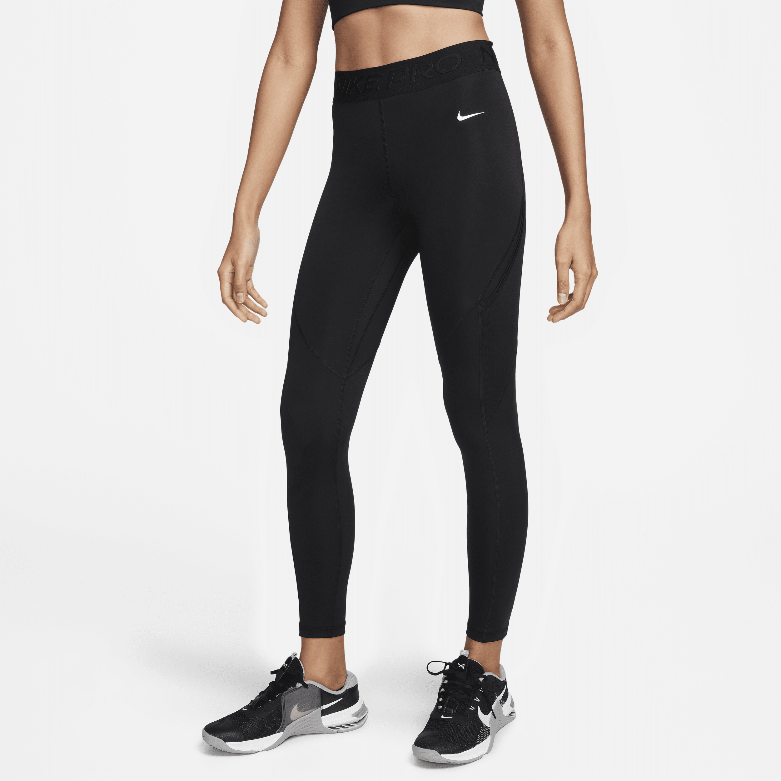 Thumbnail - Nike Pro 7/8-Leggings mit mittelhohem Bund und Taschen für Damen - Schwarz