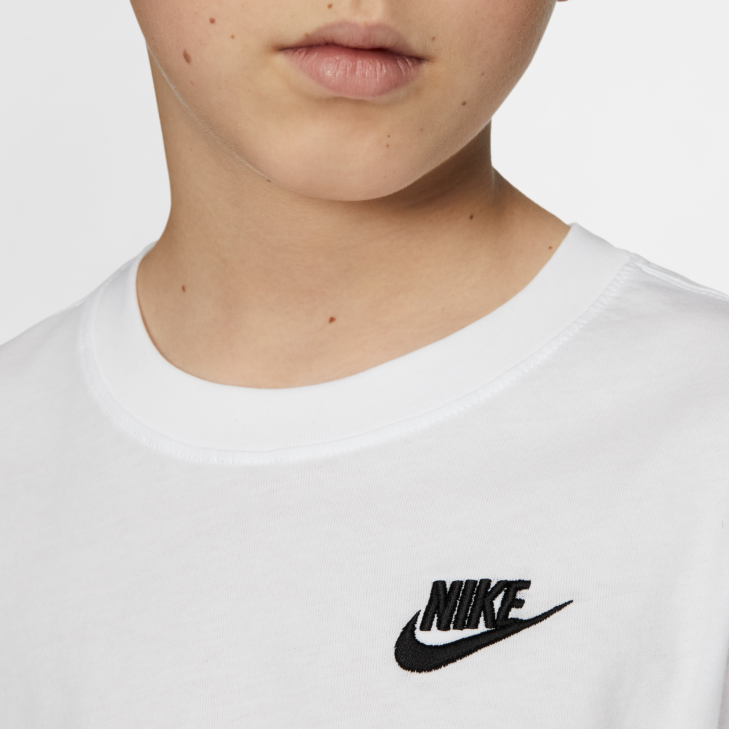 Thumbnail - Nike Sportswear T-Shirt für ältere Kinder - Weiß