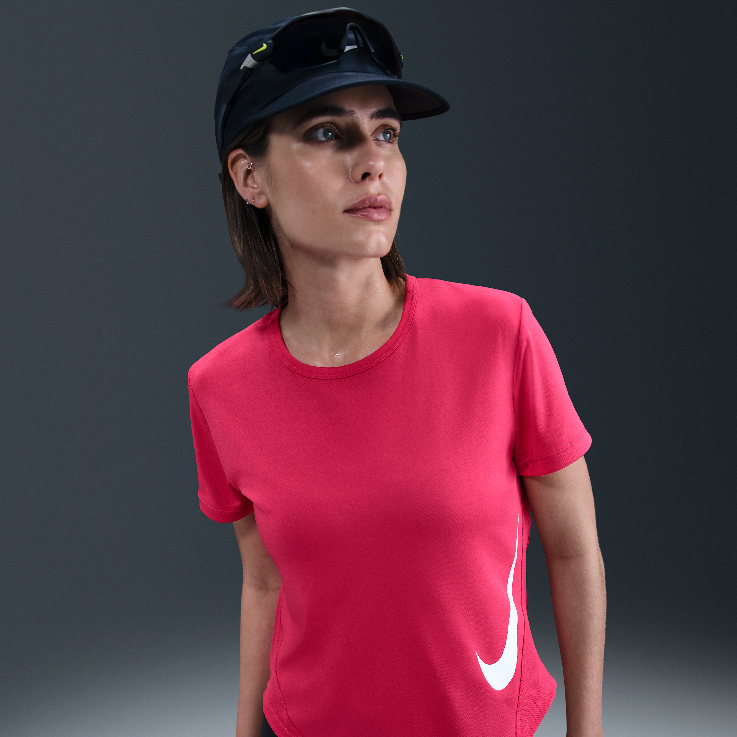 Nike Tempo Swoosh Run Dri-FIT hardlooptop met korte mouwen voor dames - Roze