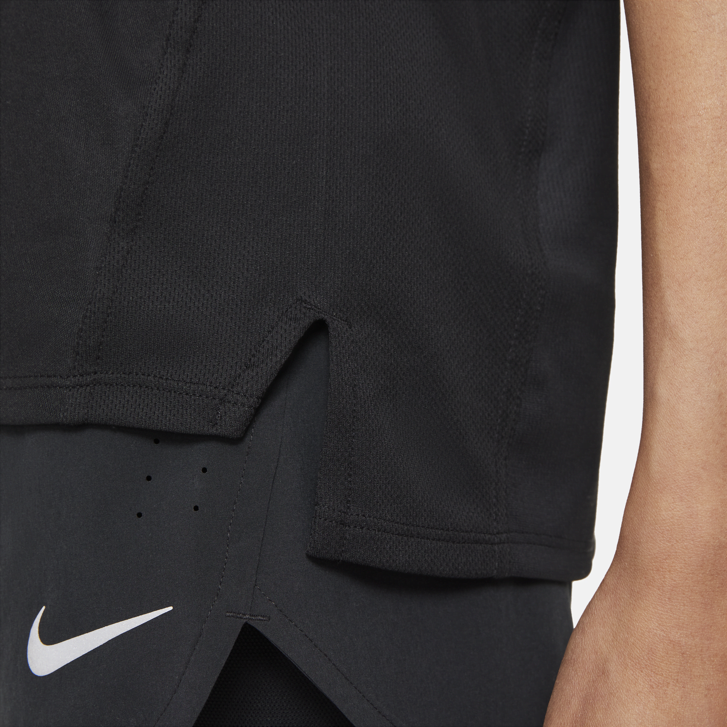 Haut de running à manches courtes Nike Dri-FIT Race pour Femme - Noir