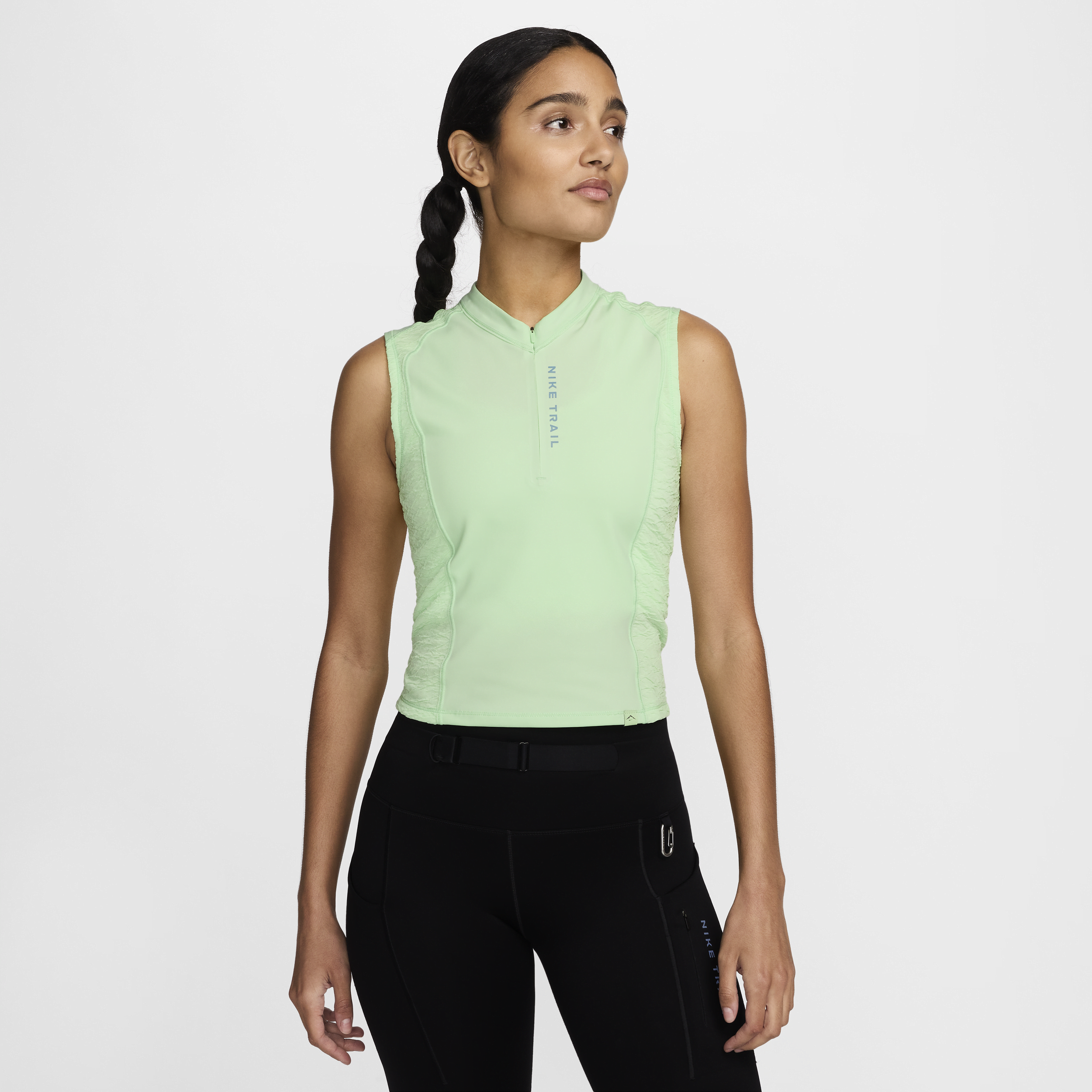 Nike Trail Dri-FIT hardlooptanktop met korte rits voor dames - Groen