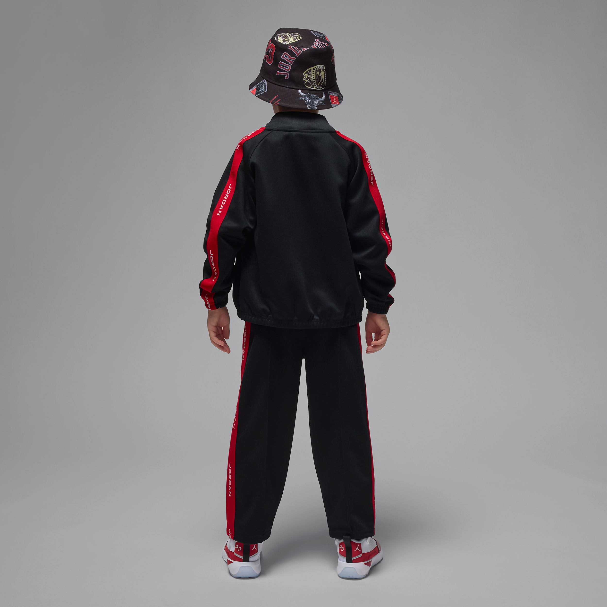 Thumbnail - Jordan Essentials Track-Jacket (jüngere Kinder) - Schwarz