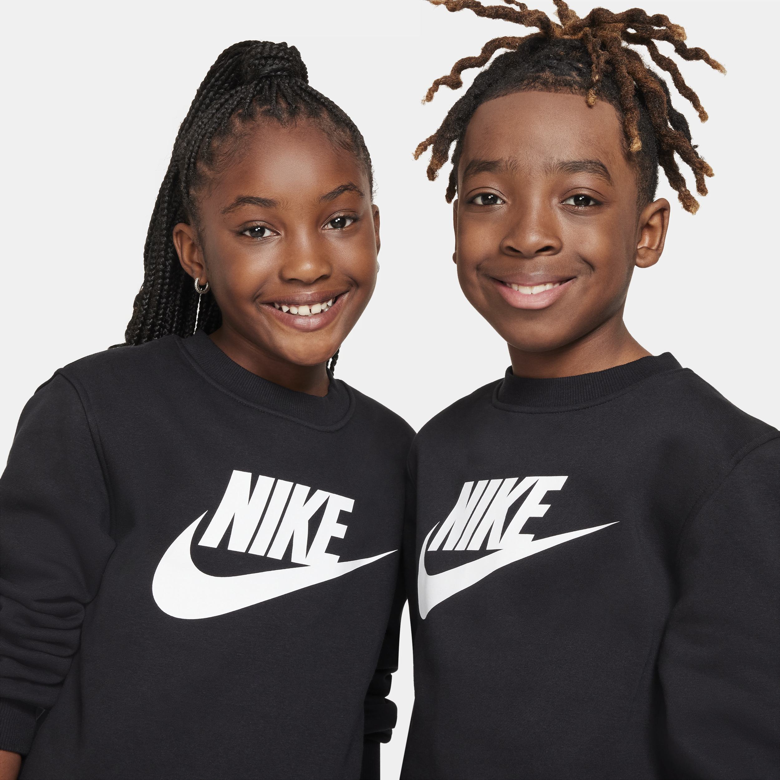 Thumbnail - Nike Club Fleece Sweatshirt für ältere Kinder - Schwarz