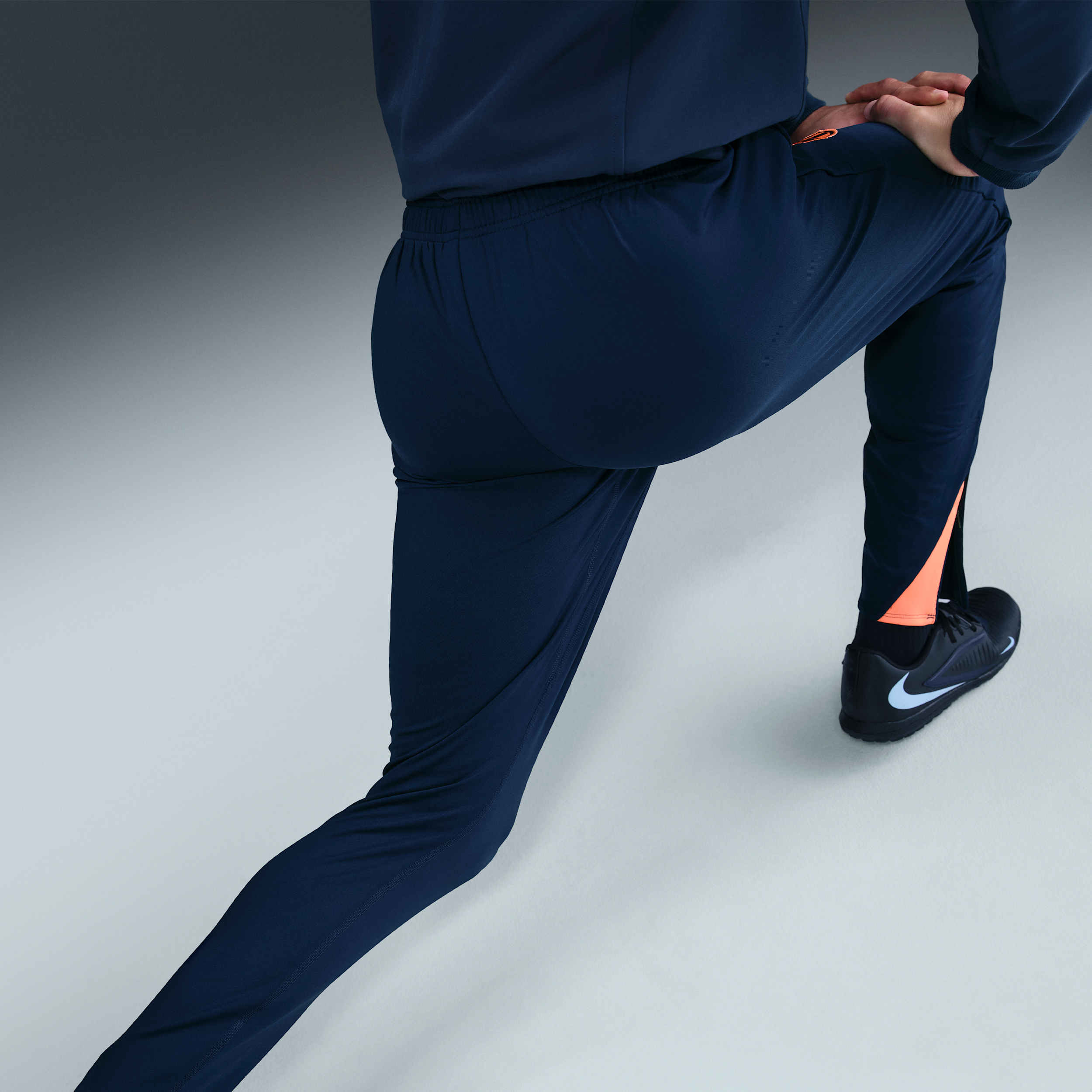 Thumbnail - FC Barcelona Strike Third Total 90 Fußballhose aus Strickmaterial mit Nike Dri-FIT-Technologie (Herren) - Blau