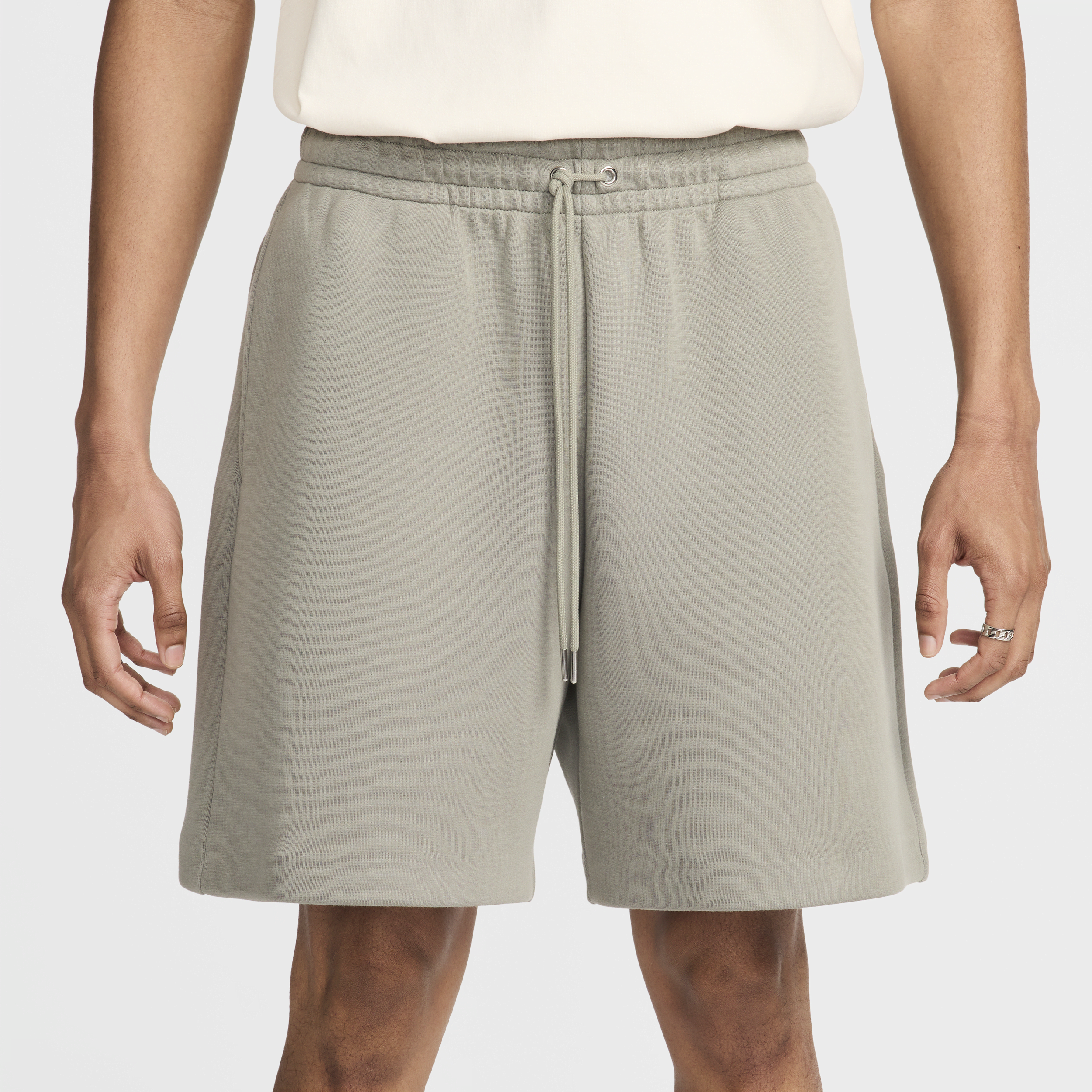 Nike Sportswear Tech Fleece Reimagined fleeceshorts voor heren Grijs