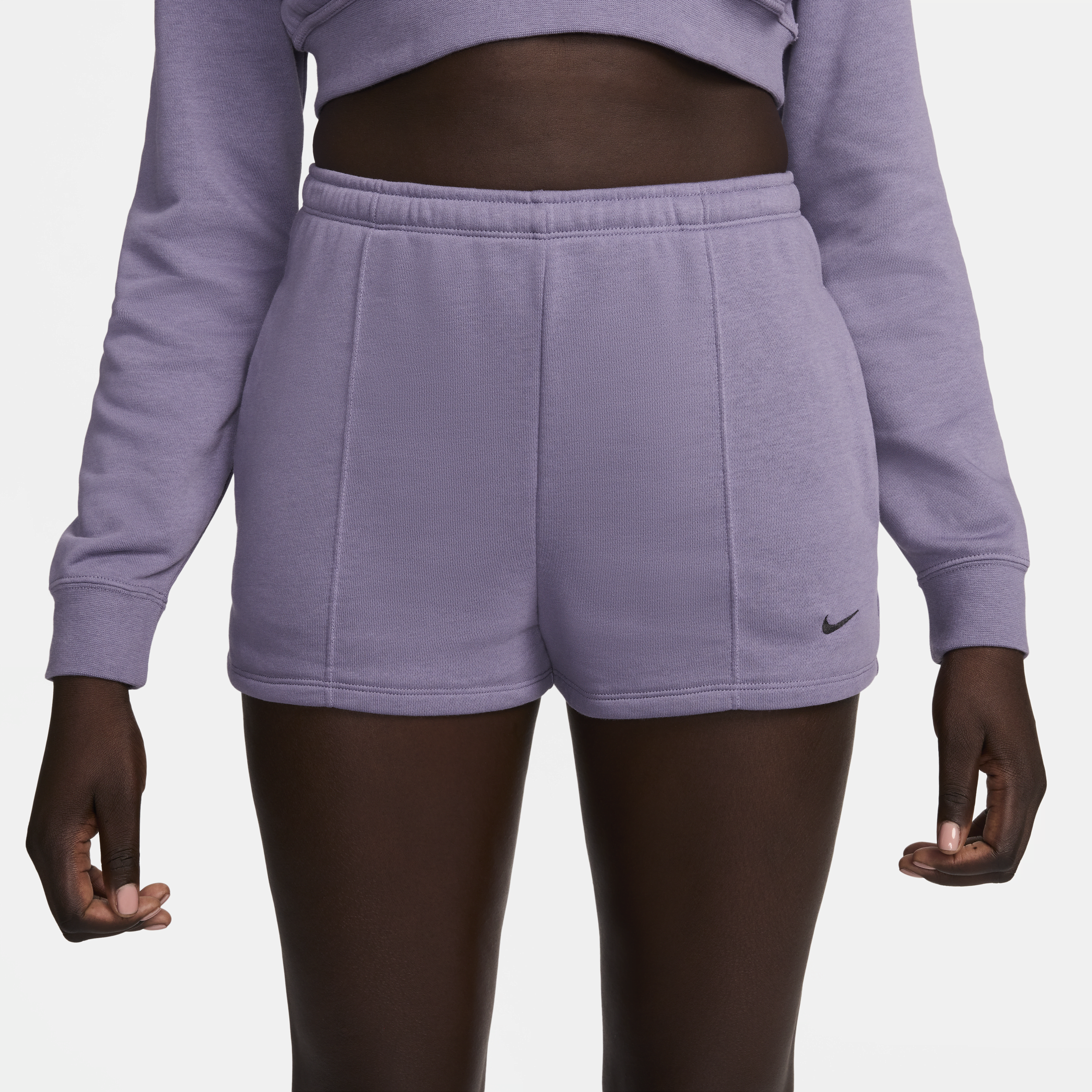 Nike Sportswear Chill Terry aansluitende damesshorts met hoge taille van sweatstof (5 cm) Paars