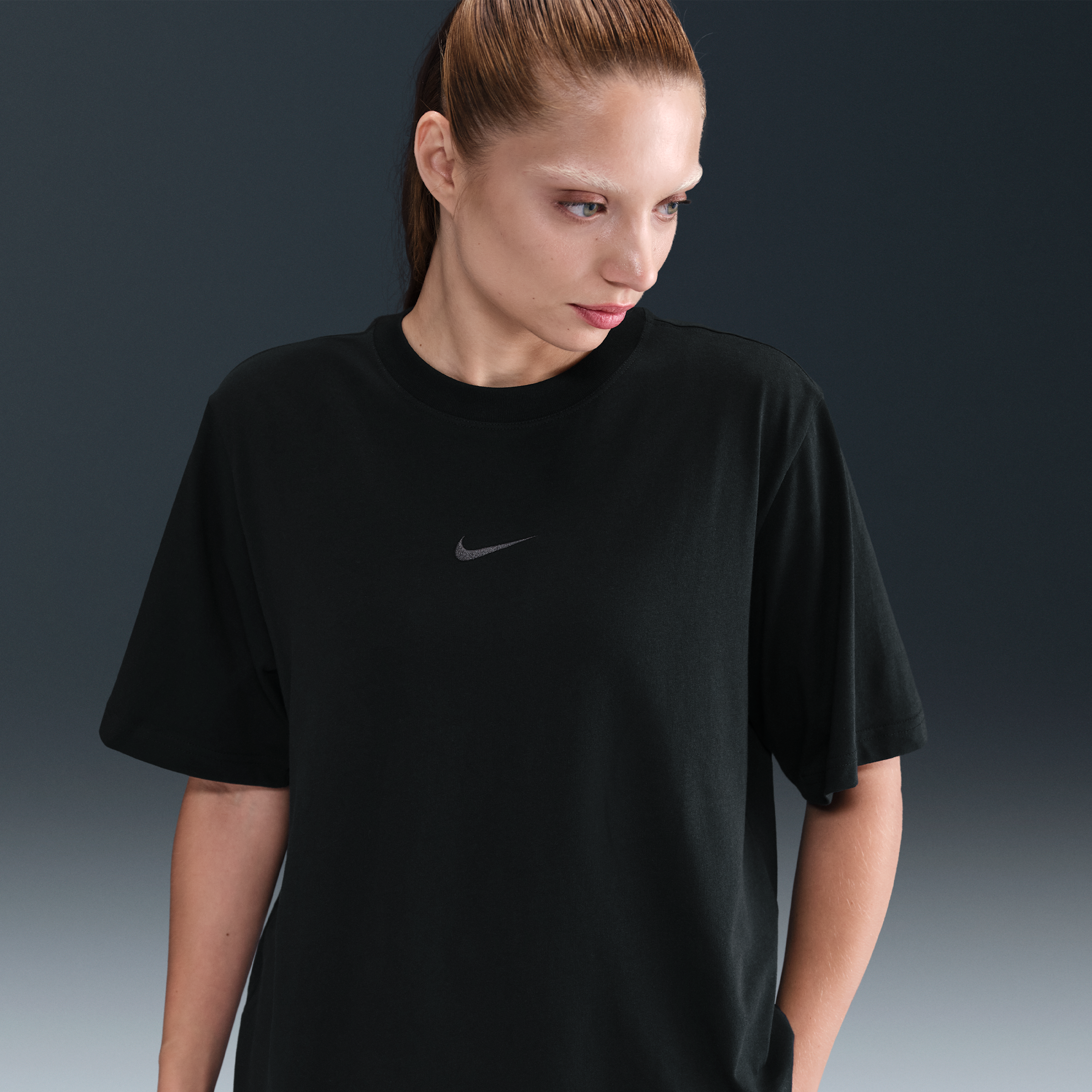 Nike Sportswear Women's T-Shirt - Black