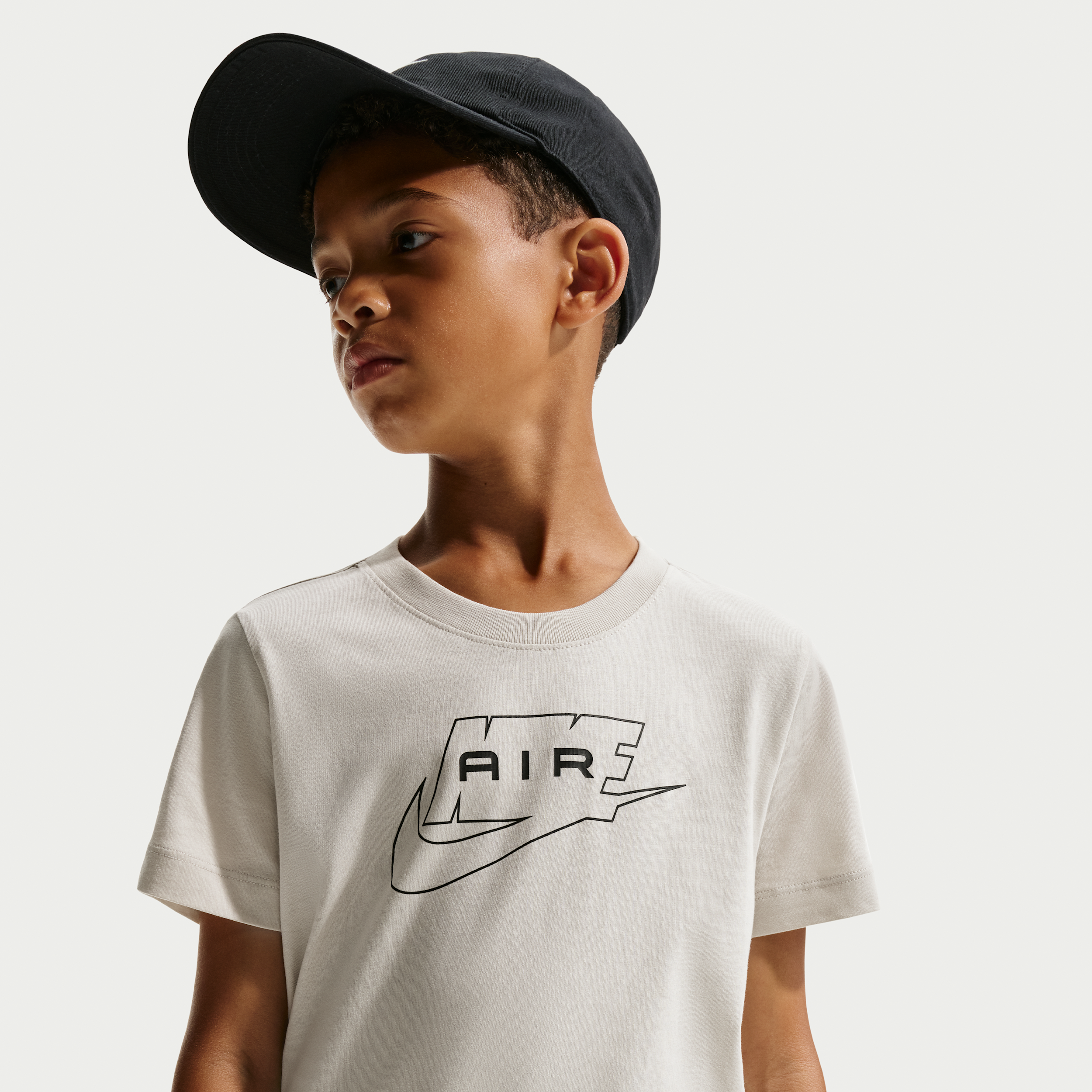 Thumbnail - Nike T-Shirt (ältere Kinder) - Grau