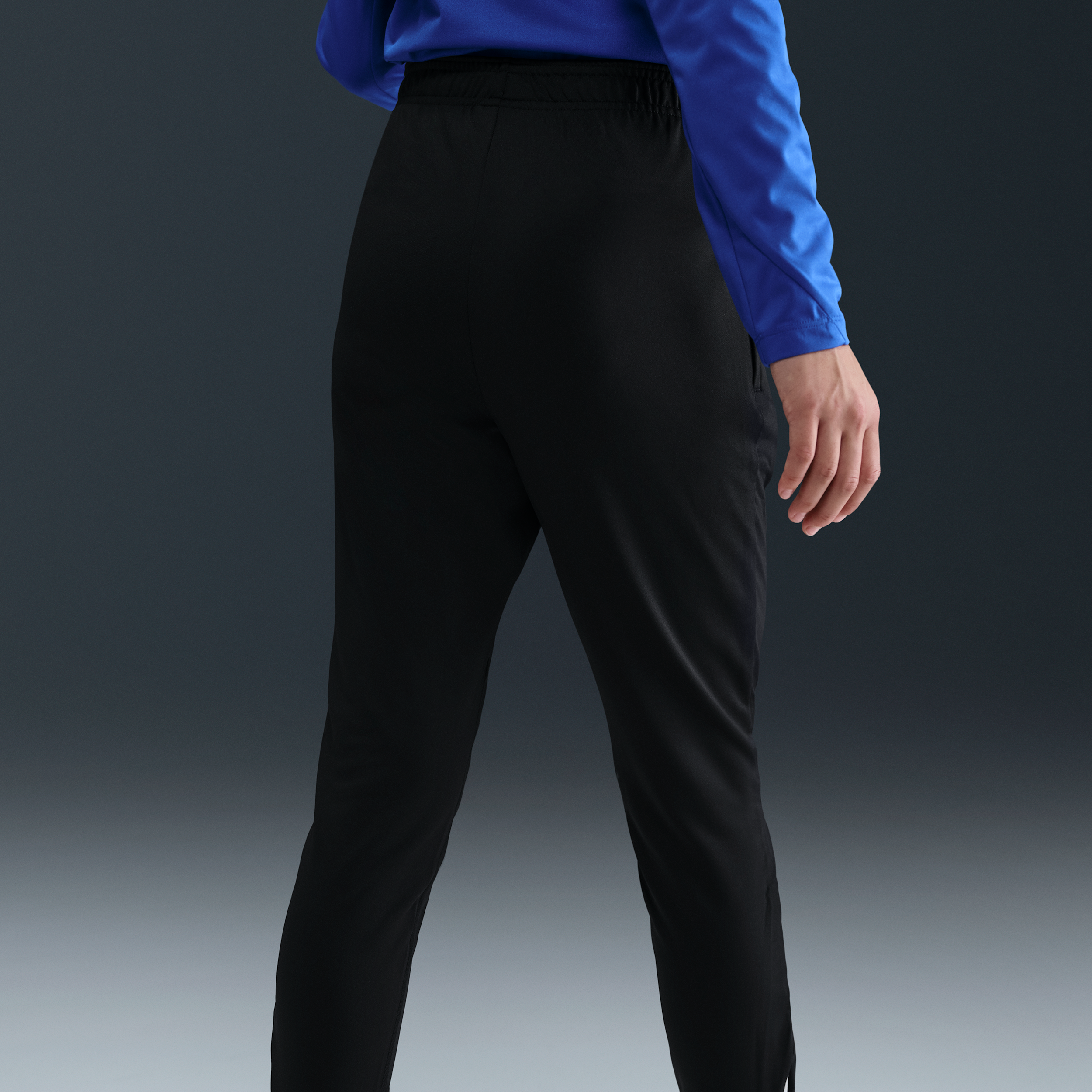 Thumbnail - FC Chelsea Strike Third Nike Dri-FIT Total 90 Strick-Fußballhose (ältere Kinder) - Schwarz