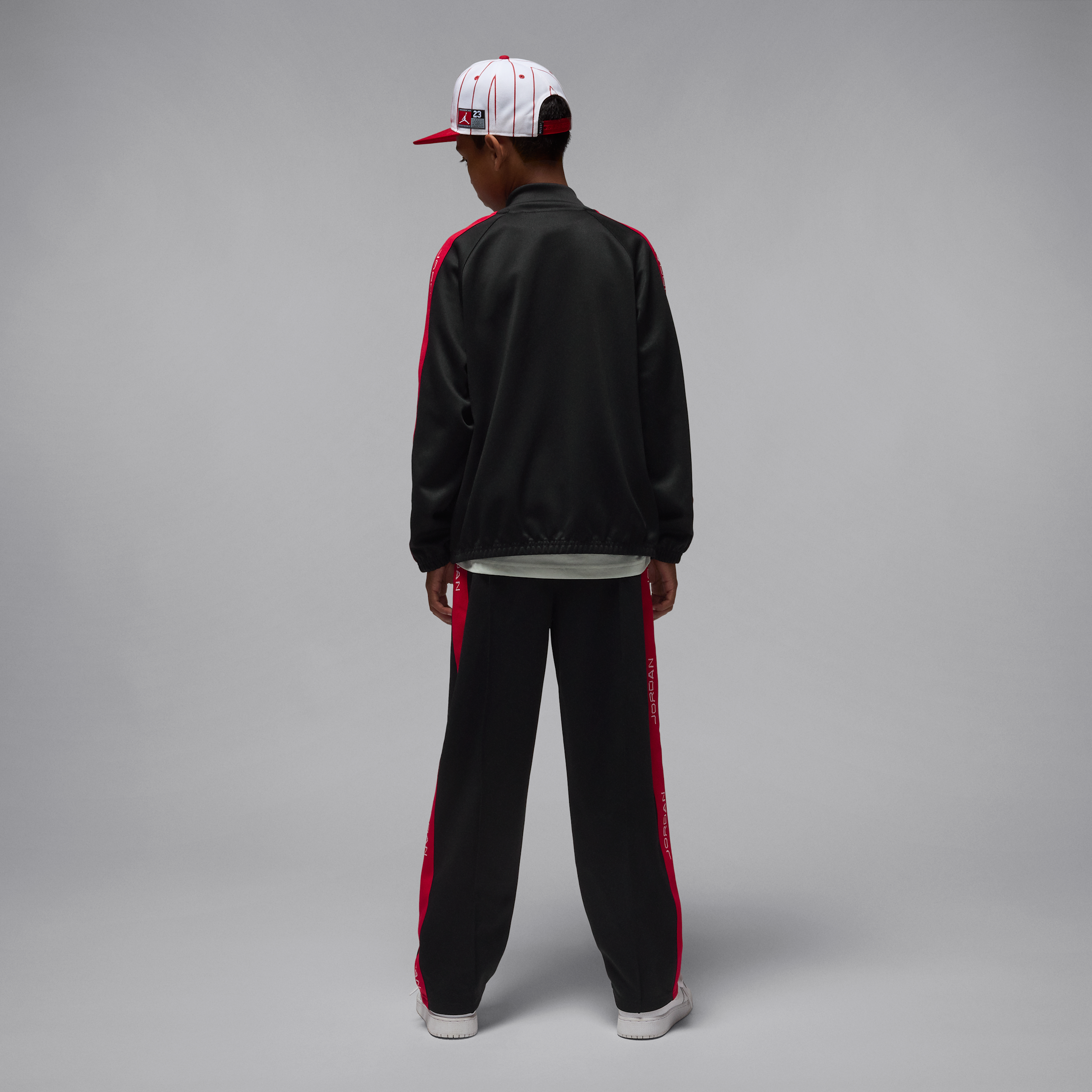 Thumbnail - Jordan Essentials Track-Jacket (ältere Kinder) - Schwarz